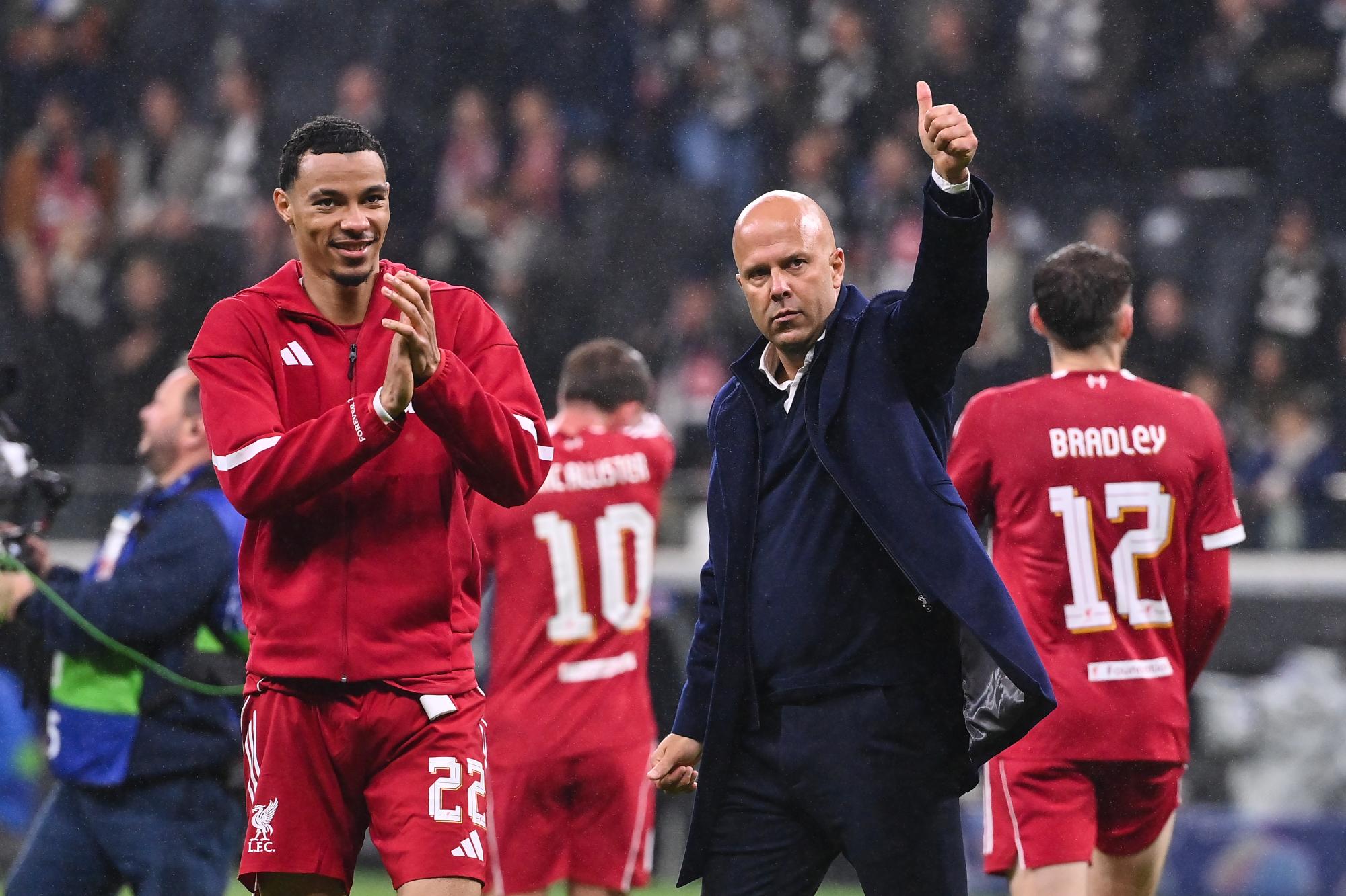 Liverpool : Arne Slot emballé par la progression de Hugo Ekitike