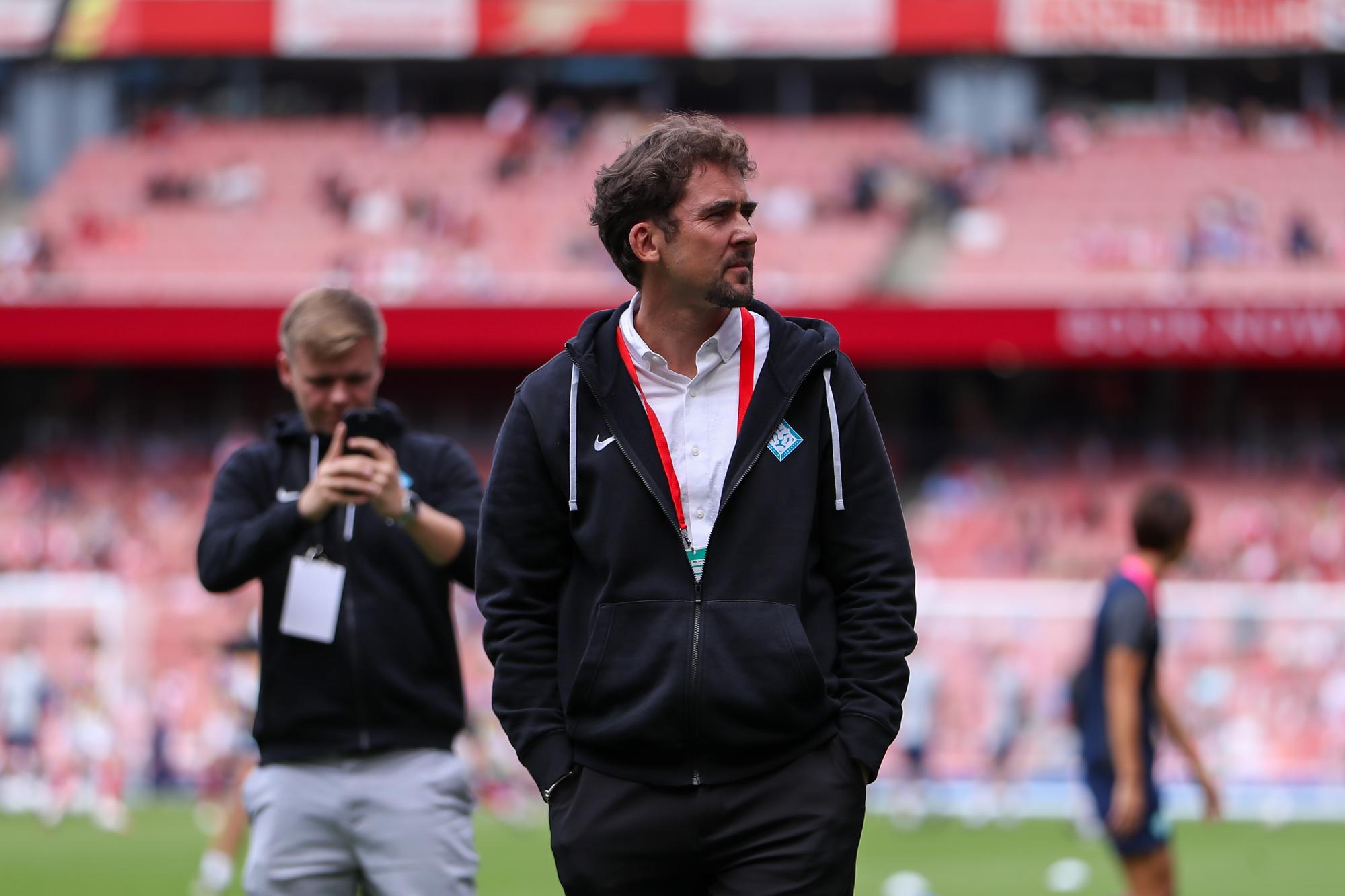 Angleterre : Sept mois après une montée historique en WSL, les London City Lionesses licencient Jocelyn Prêcheur