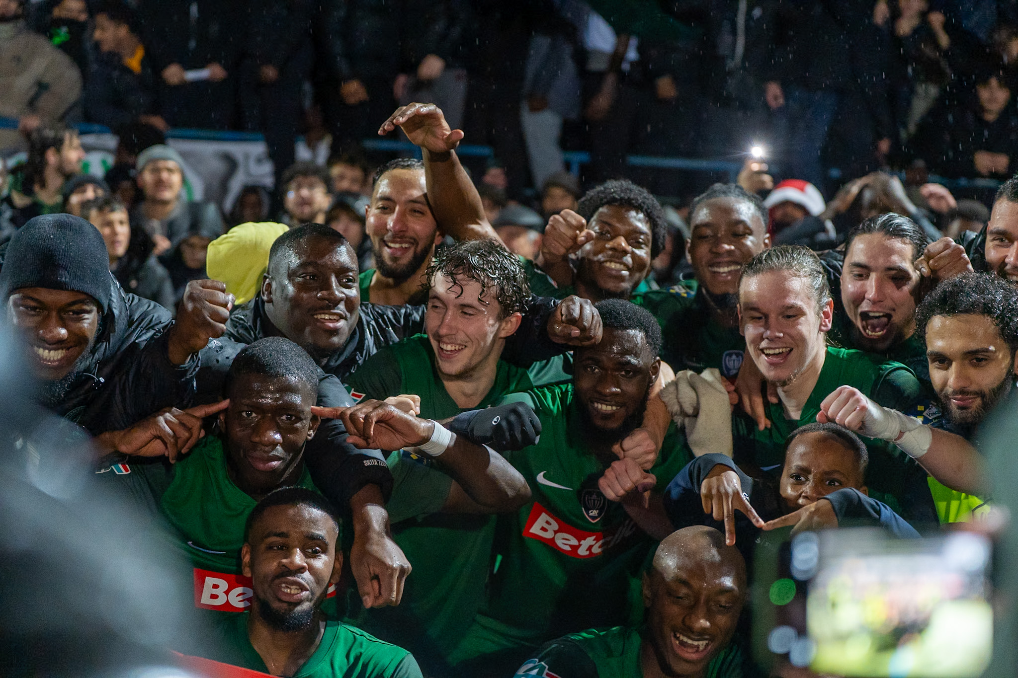 Sefyu, merguez et famille : Montreuil FC est en 16es de la Coupe de France