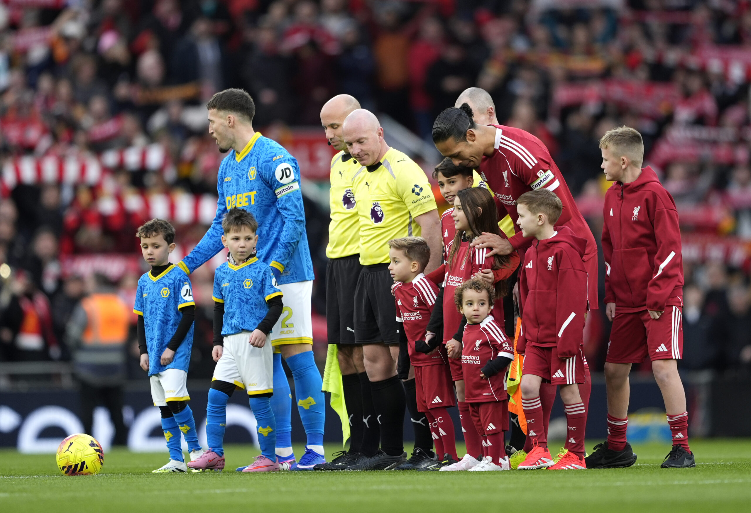 Premier League : le bel hommage de Liverpool et Wolverhampton à Diogo Jota