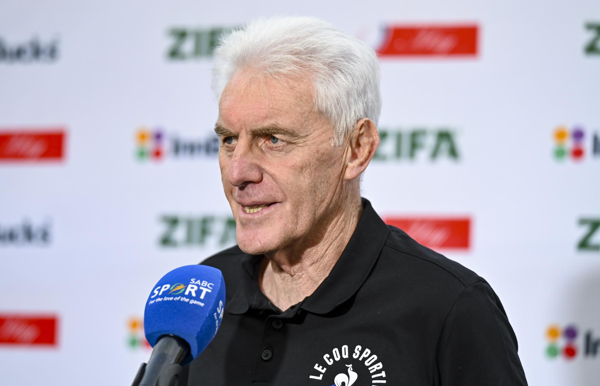 Le sélectionneur de l'Afrique du Sud Hugo Broos dézingue l'organisation de la CAN