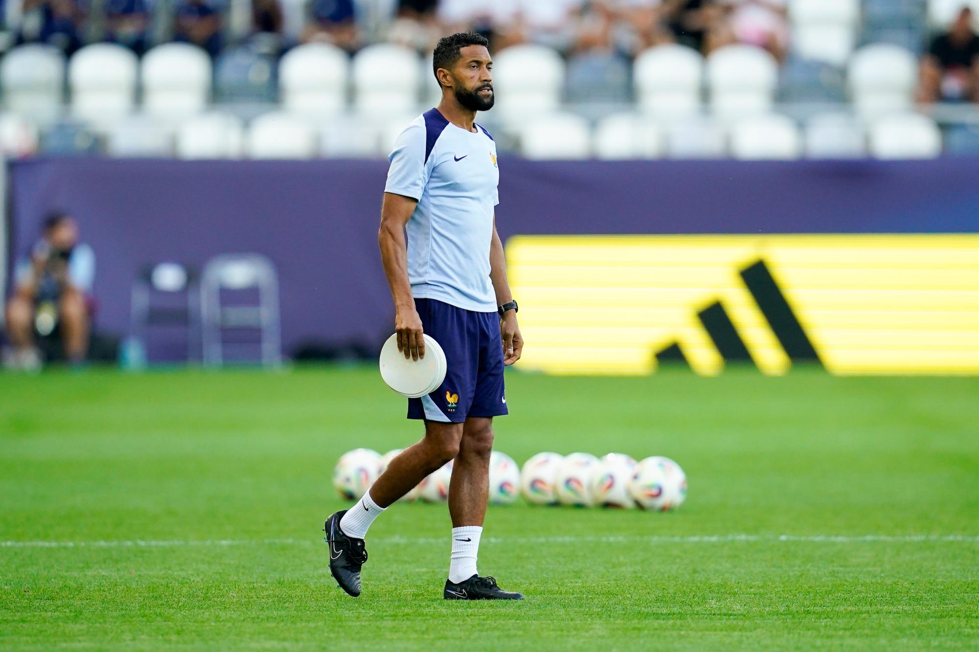 Gaël Clichy s'amuse de ses anciennes parties de Football Manager