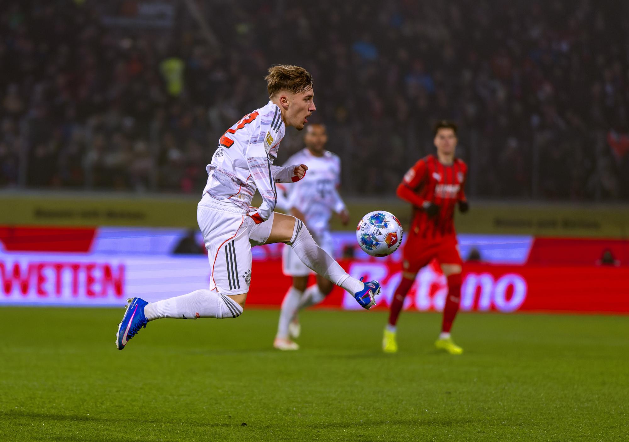 Lennart Karl fait la cour au Real Madrid