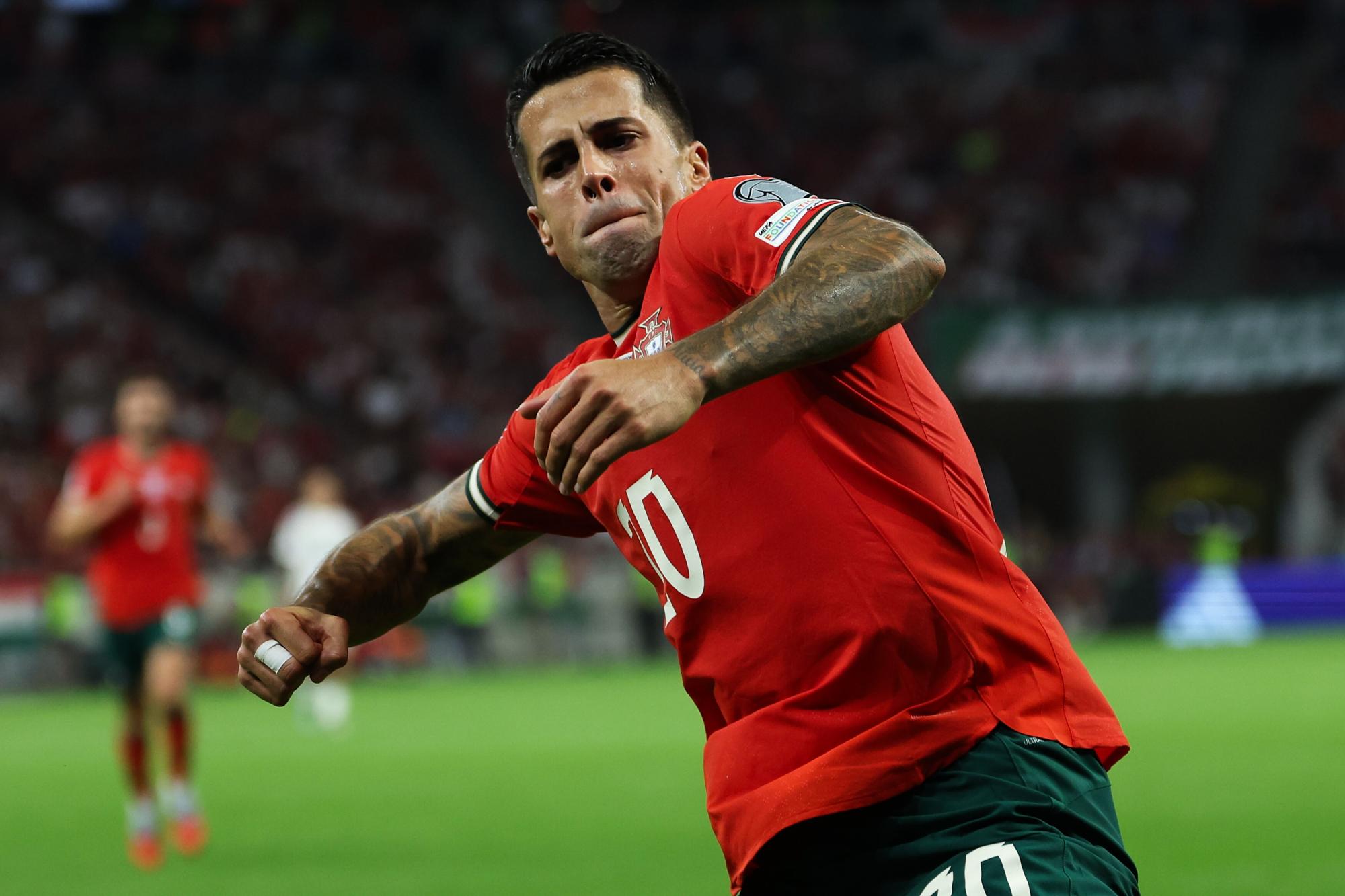 João Cancelo rêve d'un retour au FC Barcelone