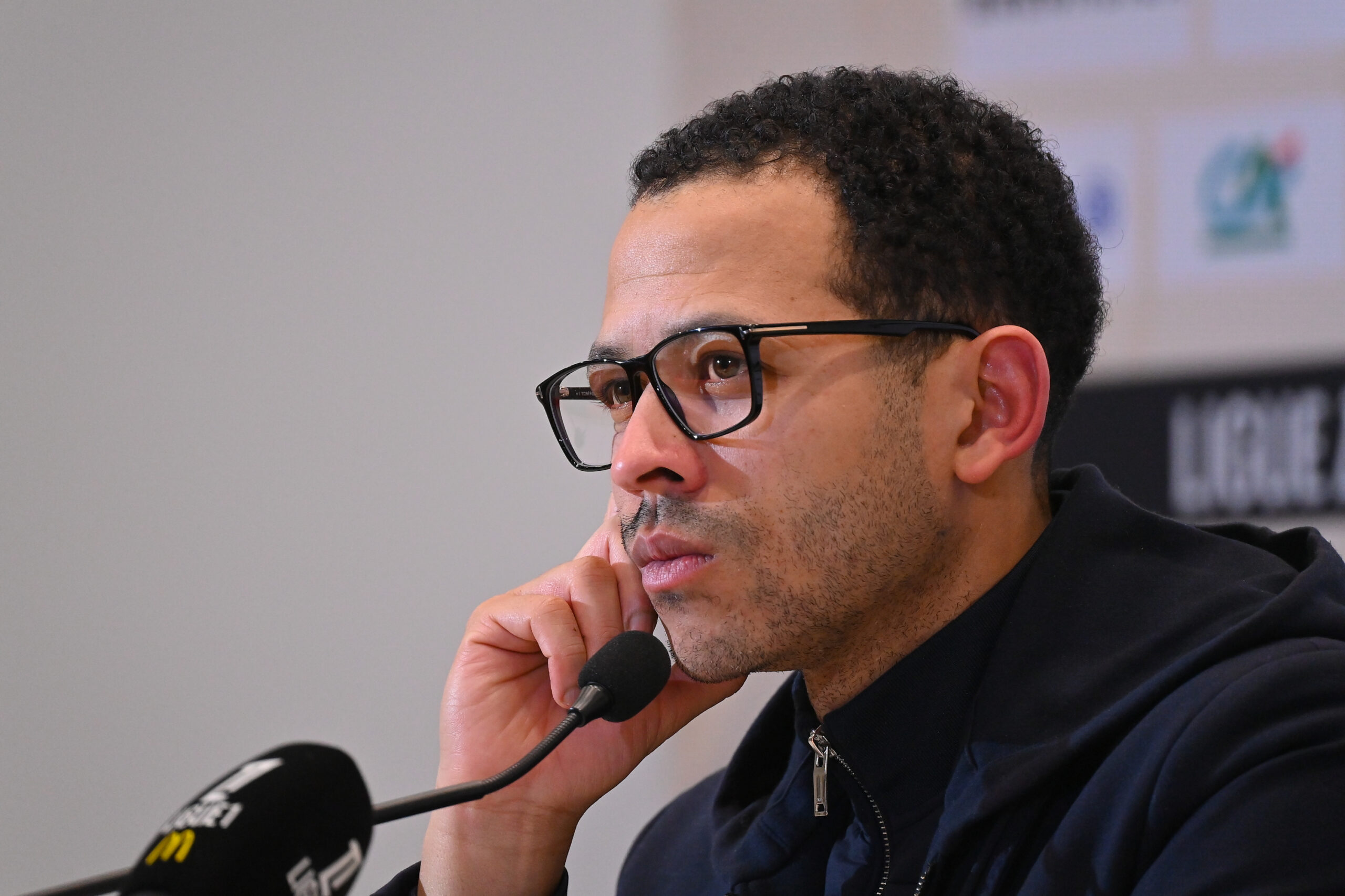 Futur entraîneur de Chelsea, Liam Rosenior officialise son départ du Racing Club de Strasbourg