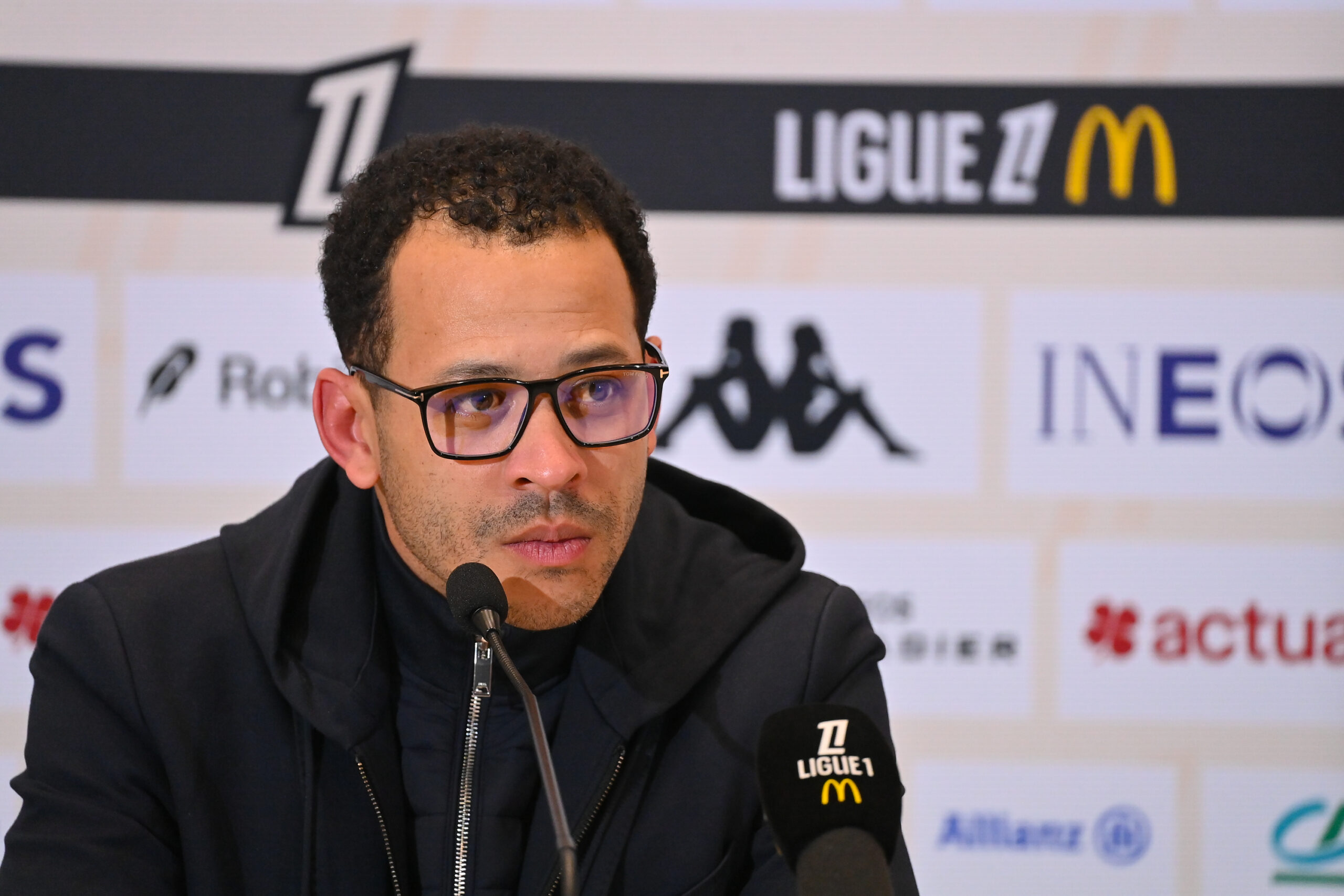 «/Il y a des opportunités qui ne se refusent pas » : Ce qu'il faut retenir de la conférence de presse de Liam Rosenior