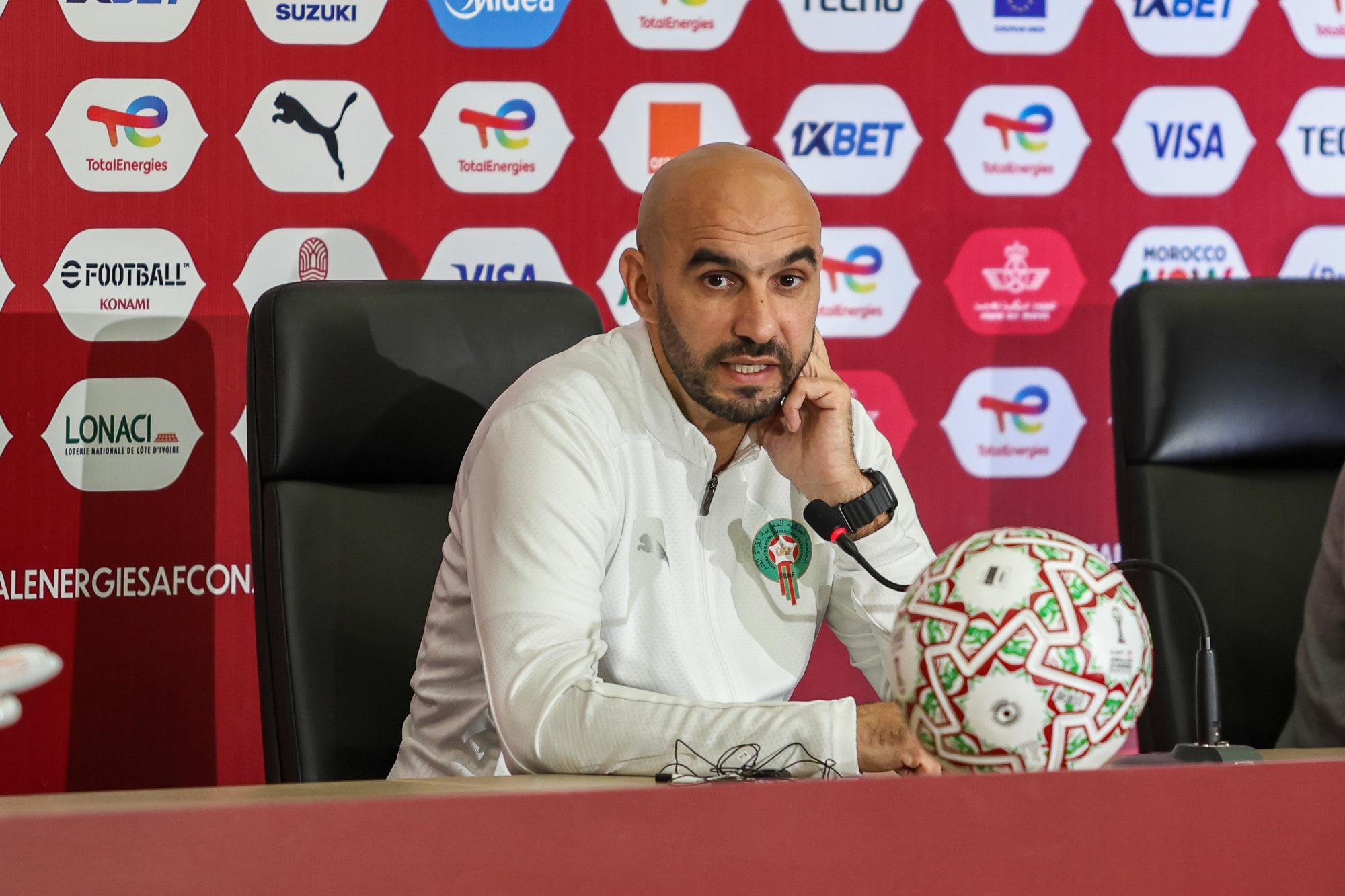 CAN 2025 : Walid Regragui affirme que le Maroc a moins de pression que le Cameroun