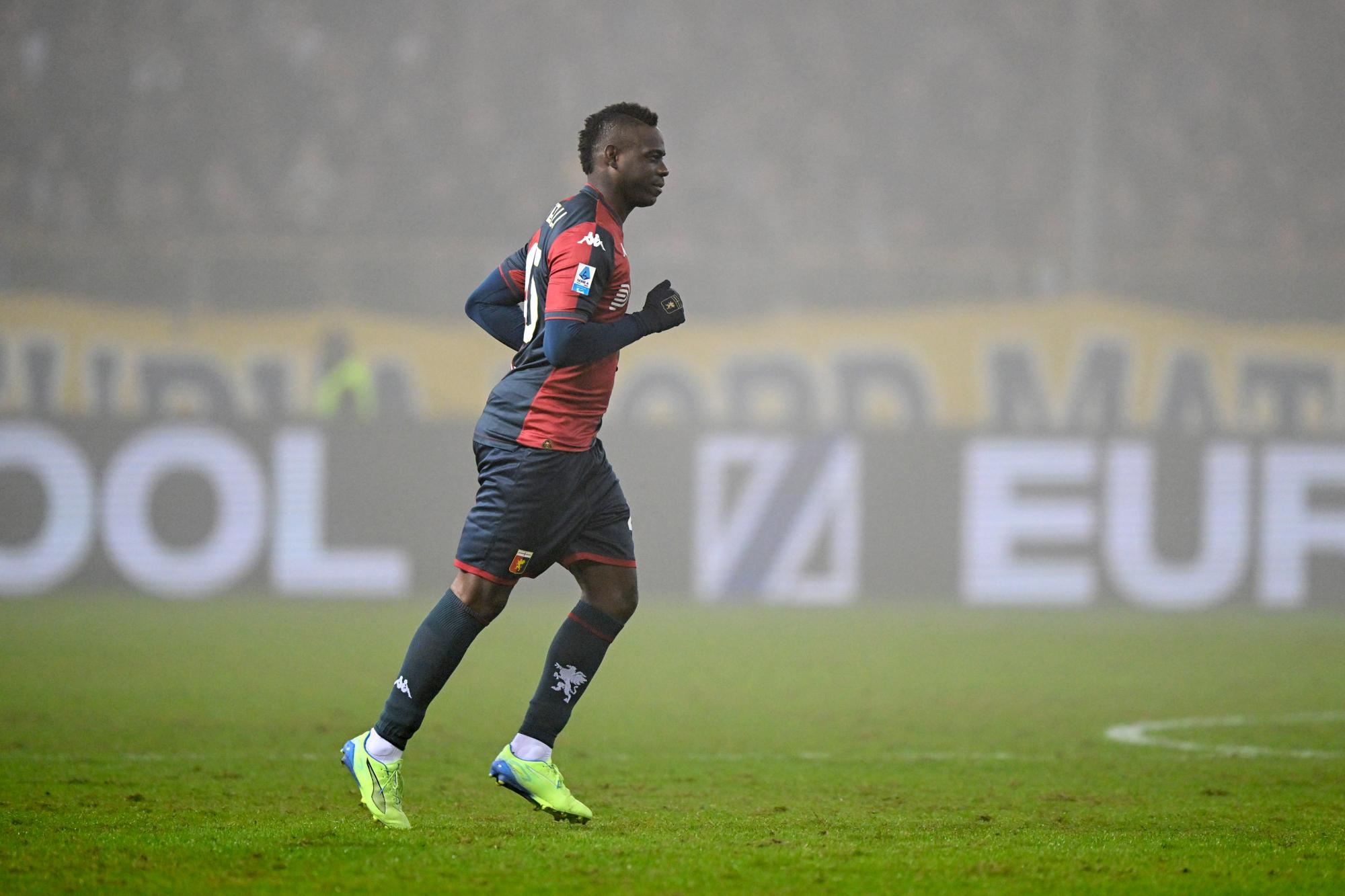 Mercato : Les Emirats arabes unis et un treizième club pour Mario Balotelli ?