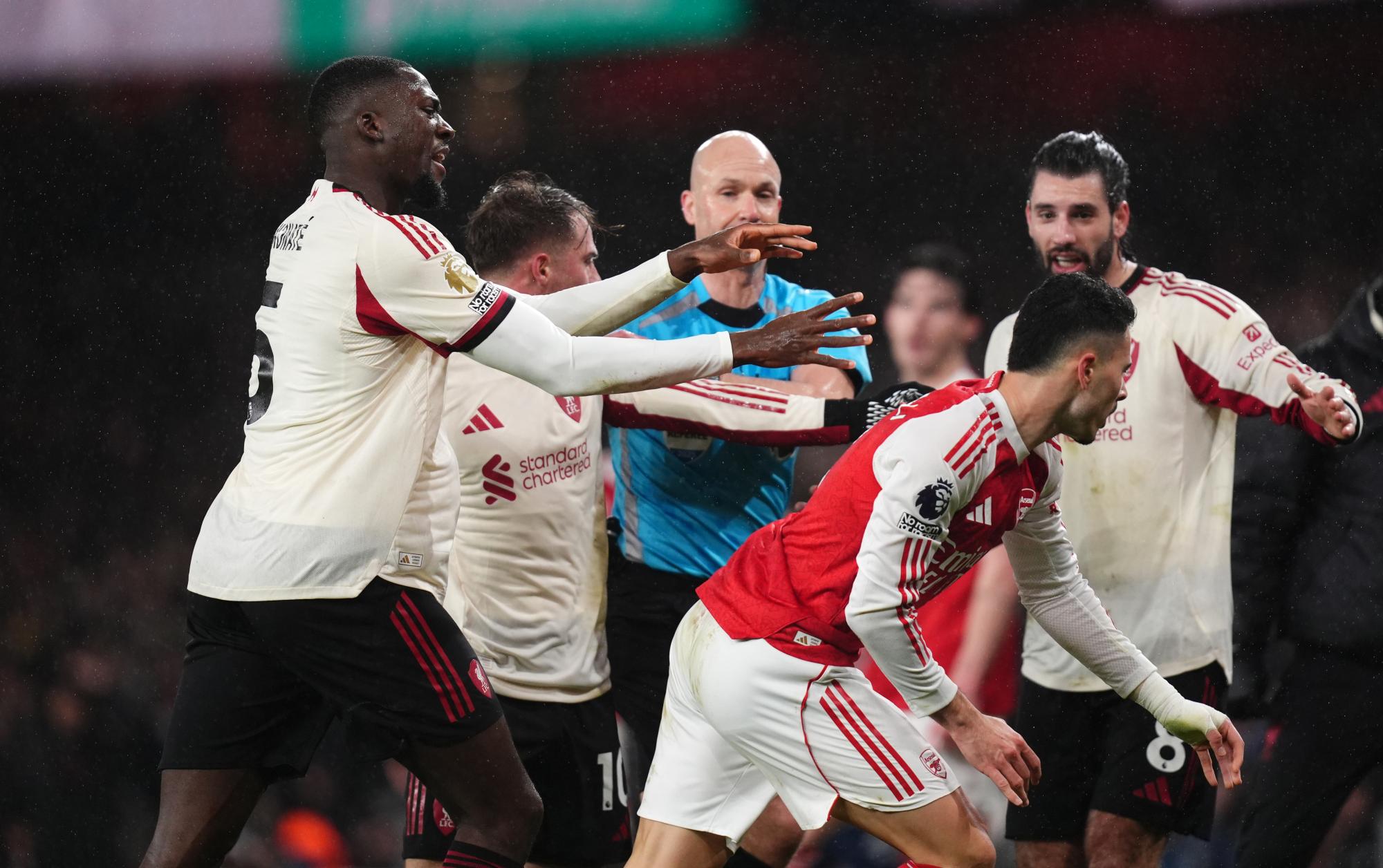 Le geste de Gabriel Martinelli qui fait polémique en Angleterre