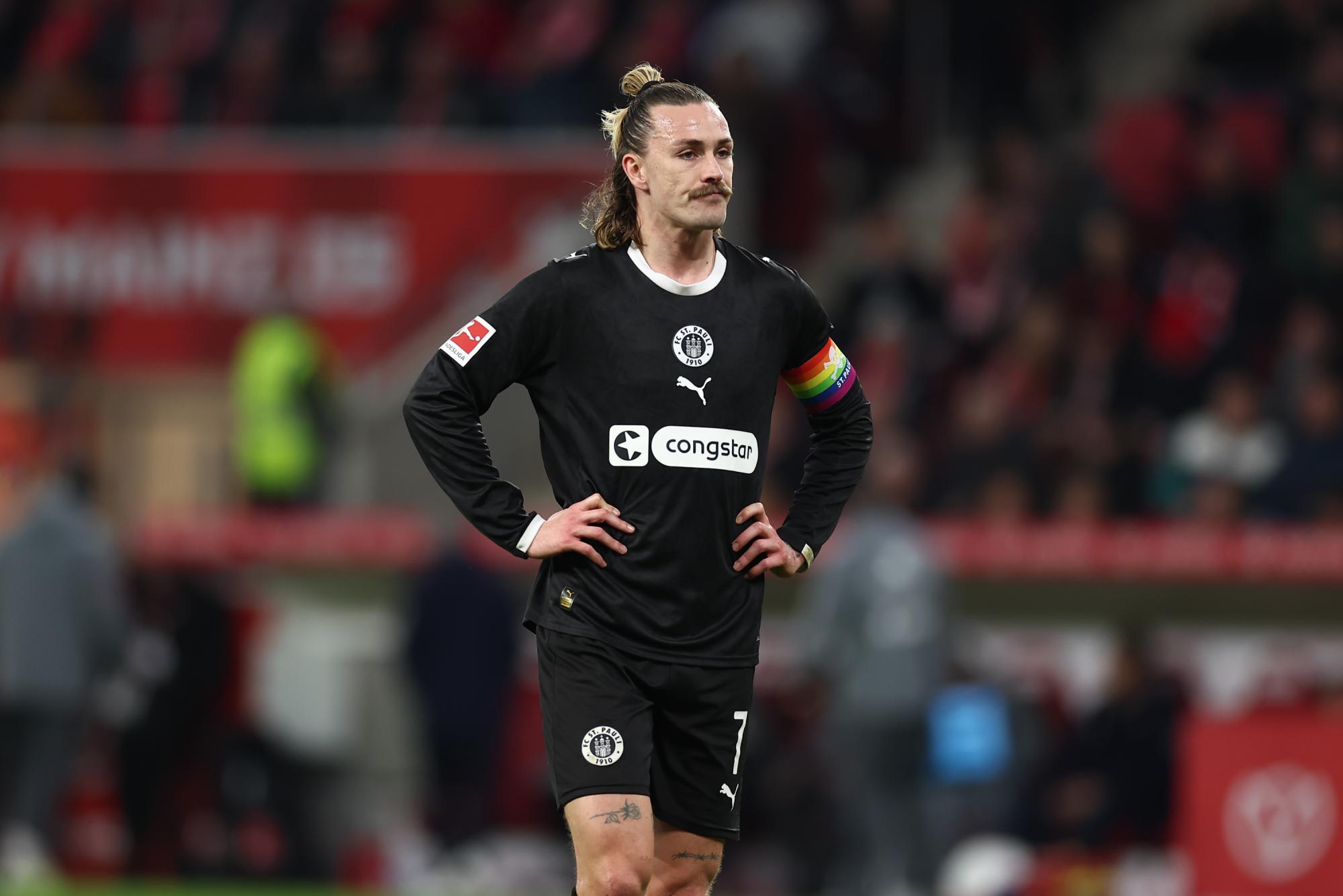 La tempête Elli pousse à annuler le match entre Sankt Pauli et le RB Leipzig