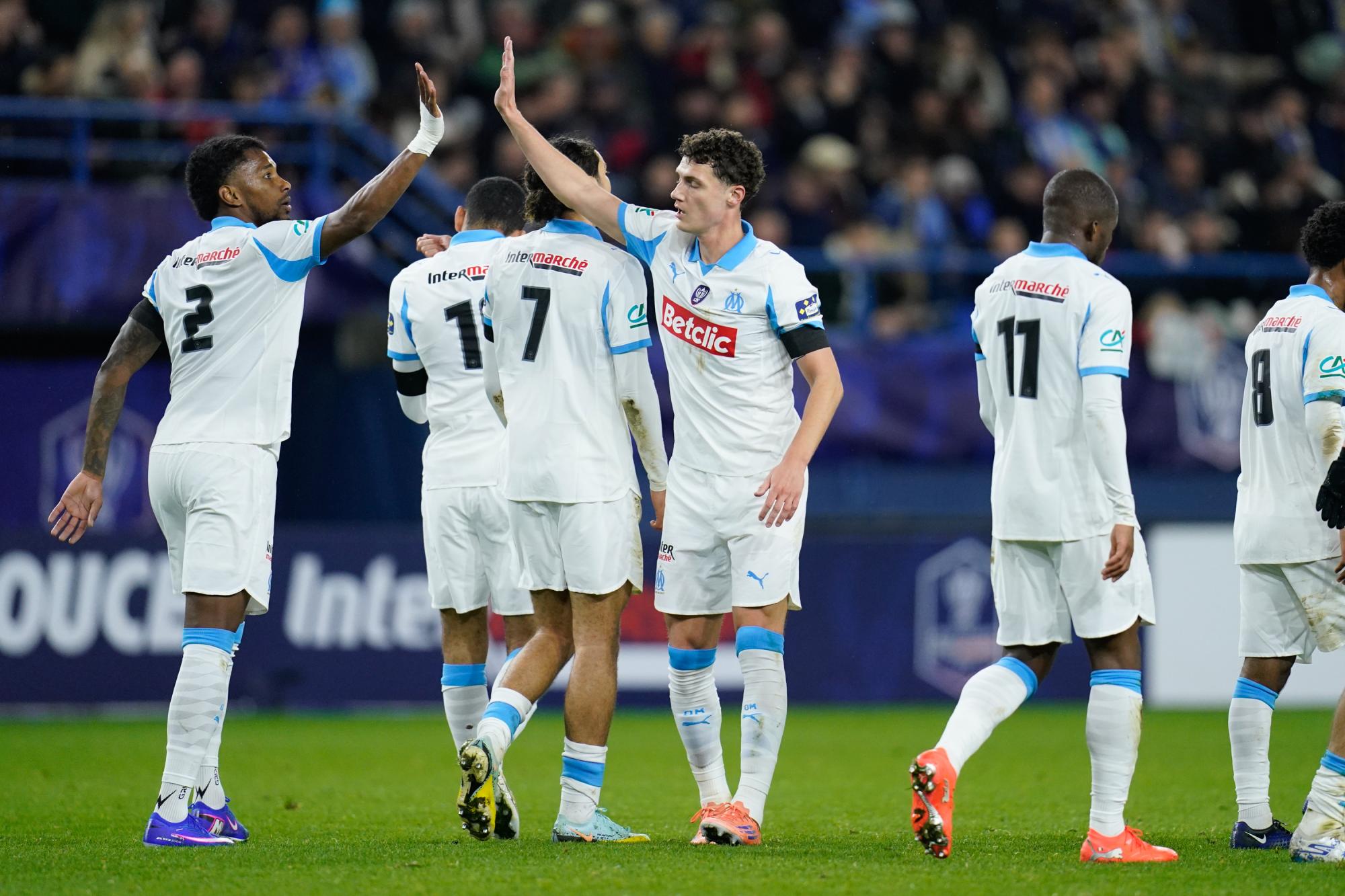 Coupe de France : L'Olympique de Marseille se qualifie sans forcer face à Bayeux et affrontera Rennes en huitièmes de finale