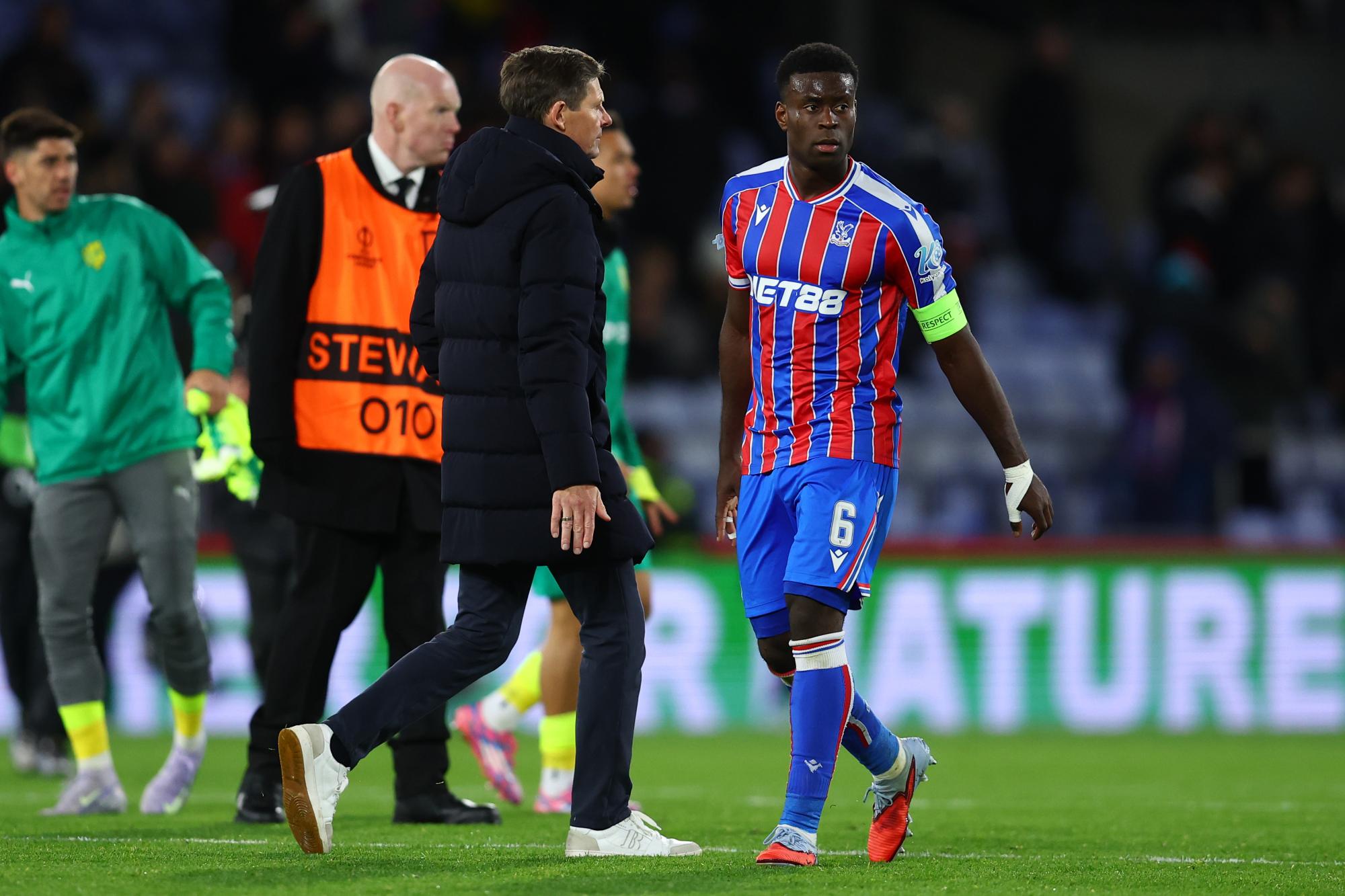 Crystal Palace : Oliver Glasner critique ses dirigeants à propos de la vente de Marc Guéhi à Manchester City