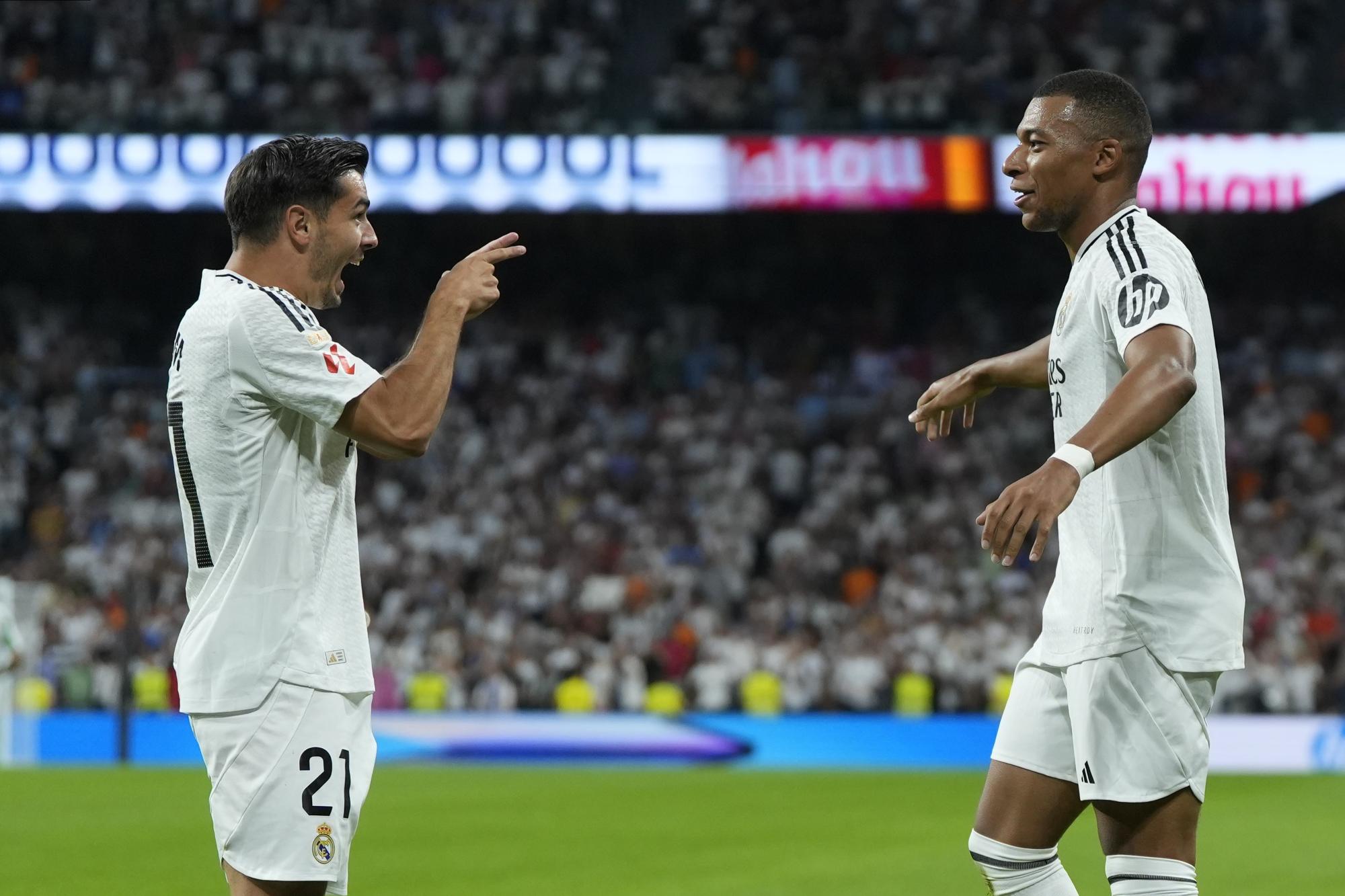 Après sa panenka ratée avec le Maroc, Kylian Mbappé au soutien de Brahim Díaz, son coéquipier au Real Madrid