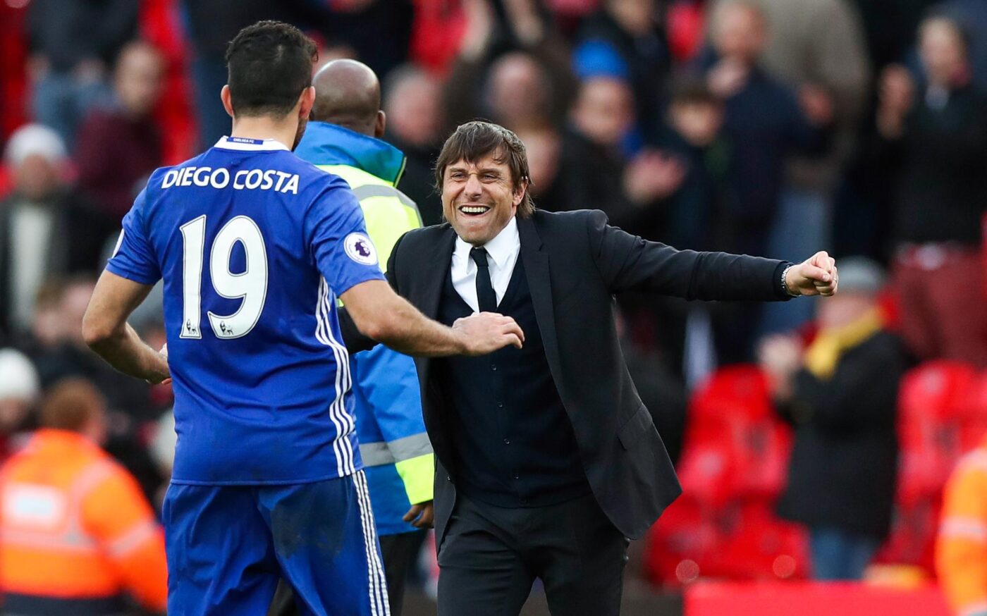 Chelsea : Antonio Conte « ne doit pas faire l’amour », selon Diego Costa