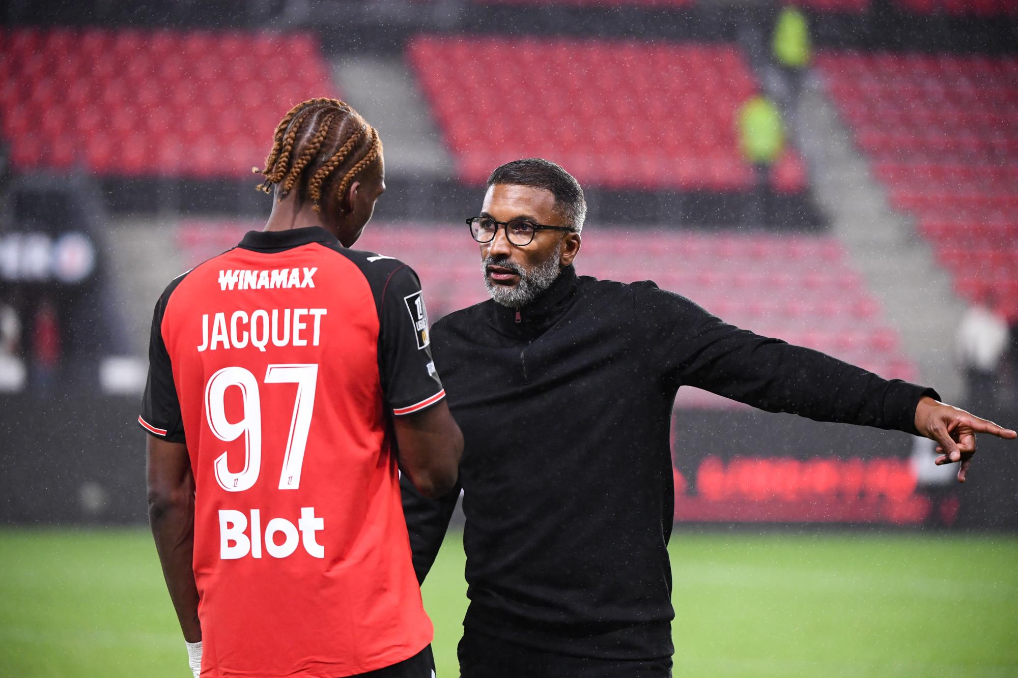 Stade rennais : Habib Beye veut garder Jérémy Jacquet malgré les rumeurs envoyant le joueur à Chelsea