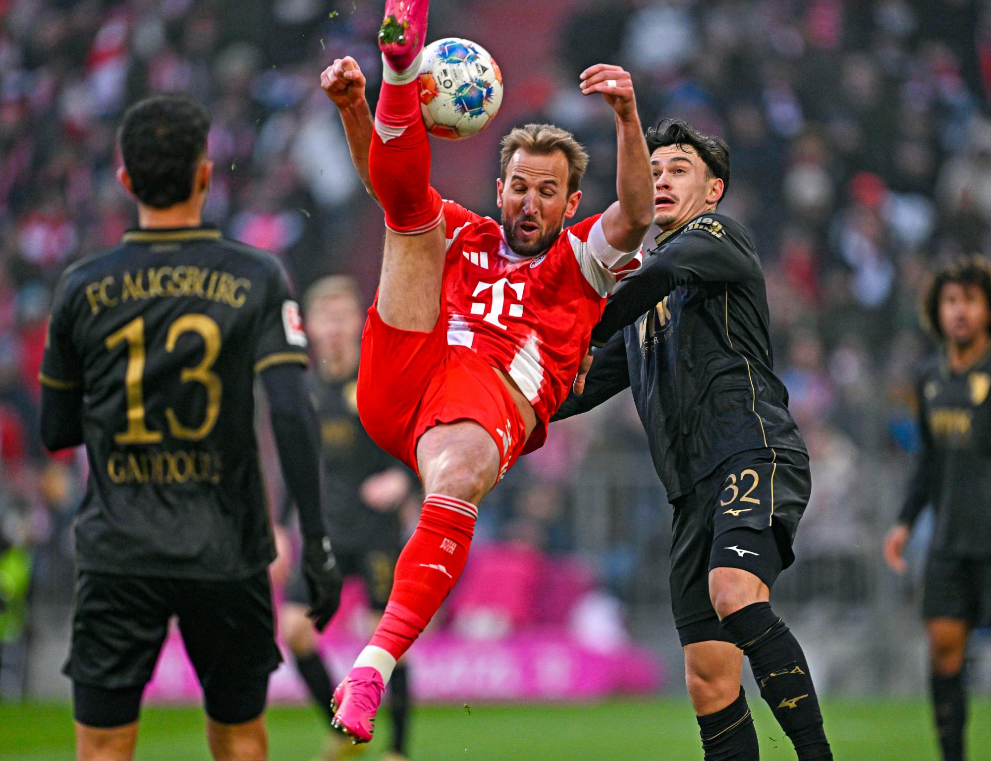 Bundesliga - Augsburg renverse le Bayern Munich, Leipzig en démonstration