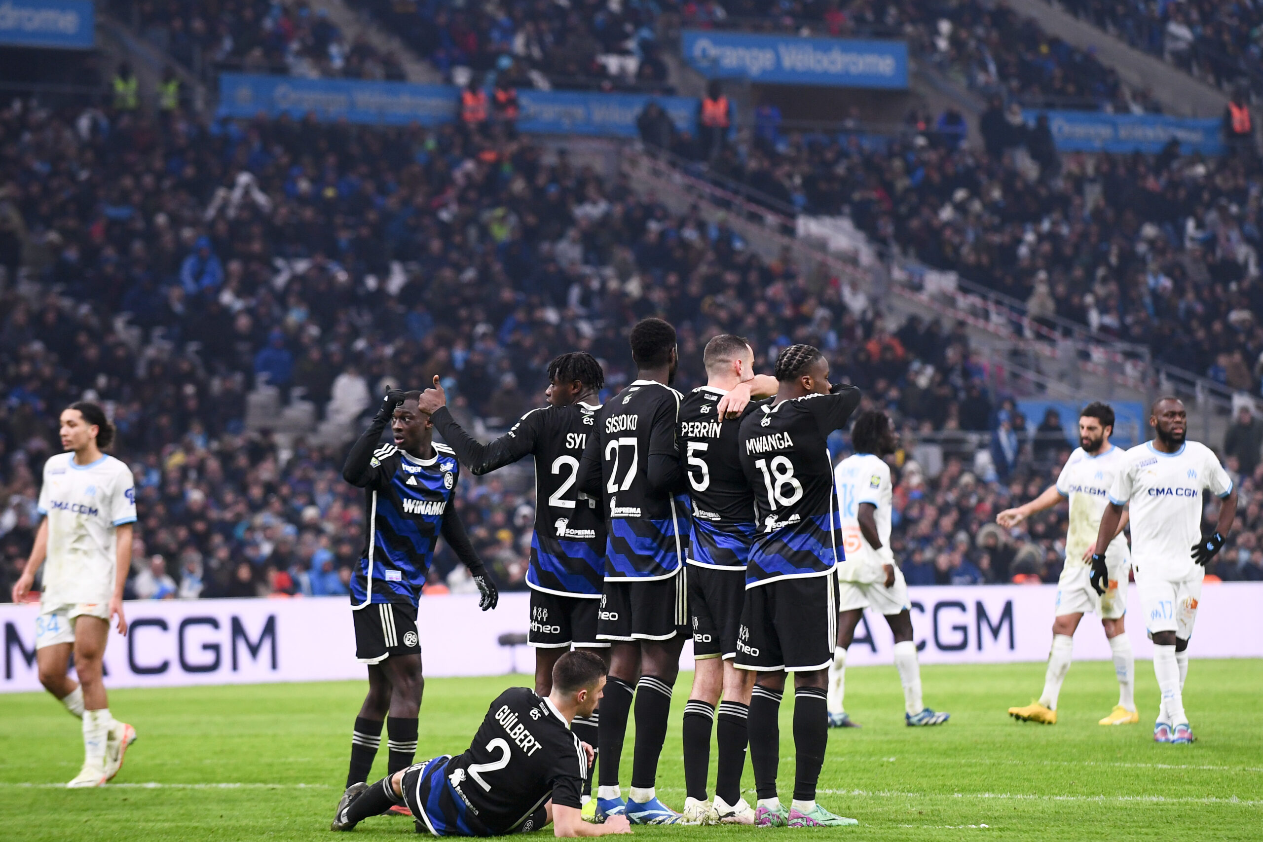 TACTIQUE, OM-Liverpool - Le « crocodile » derrière un mur sur coup franc : futile ou utile ?  