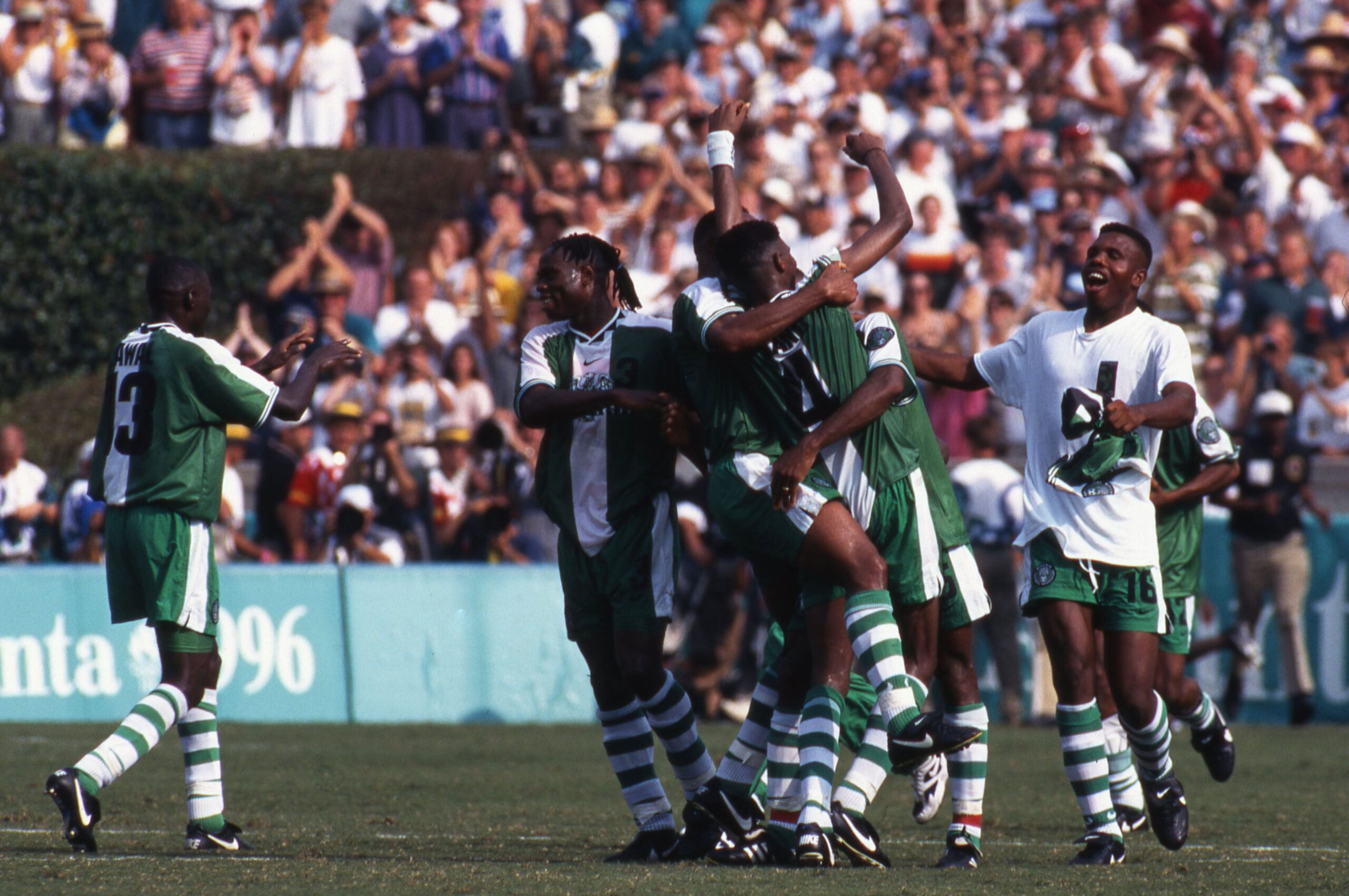 Top 50 : les plus grandes sélections africaines de l'histoire (1er : Nigeria des années 1990)