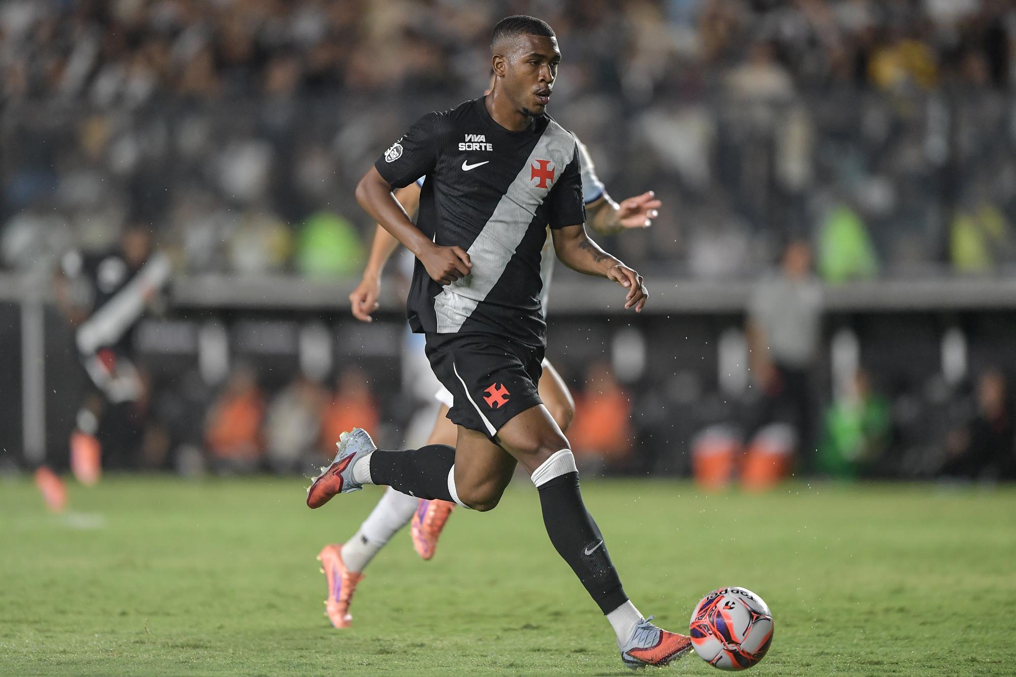 Bournemouth a trouvé le successeur d'Antoine Semenyo