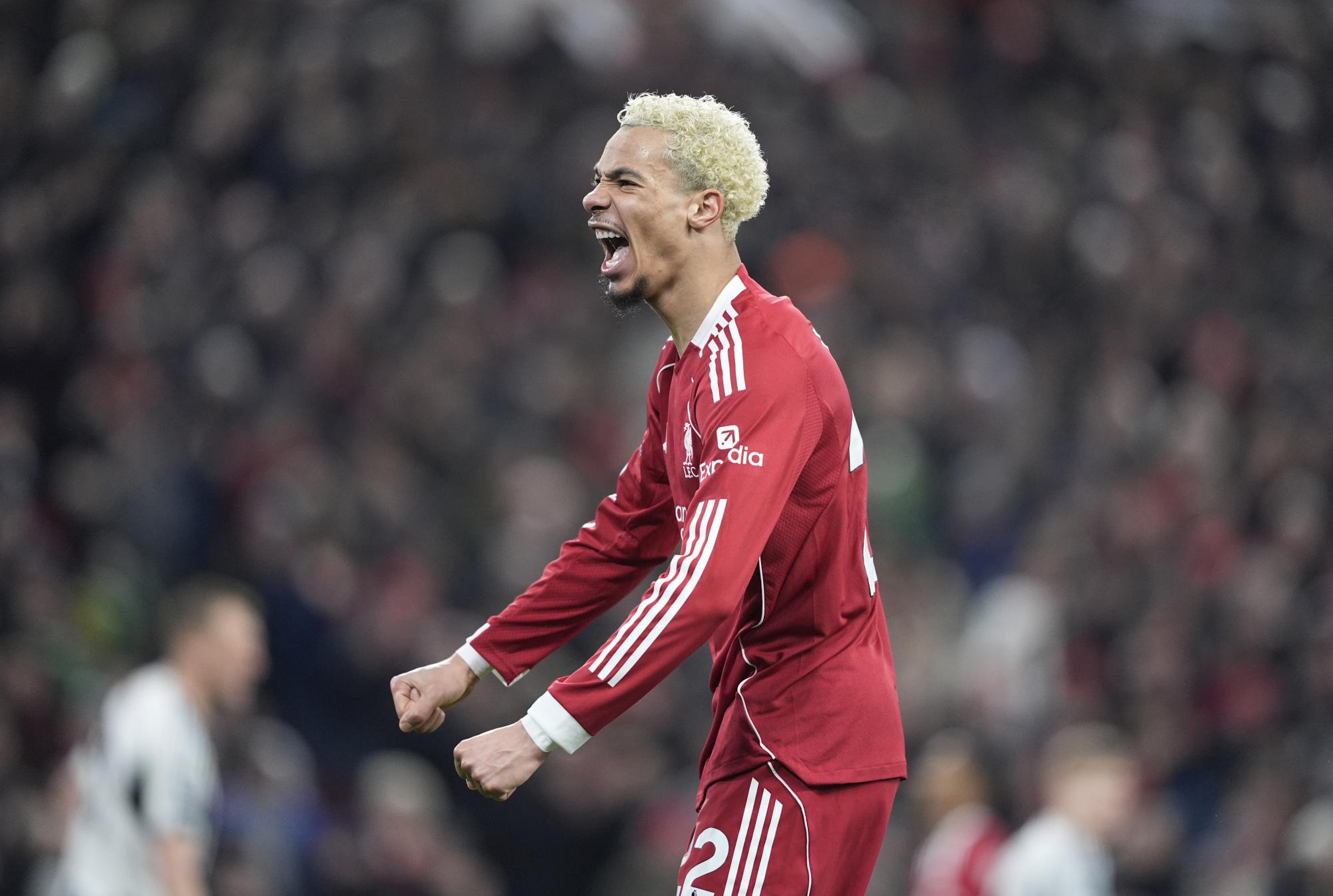 Premier League : Liverpool bat Newcastle grâce à un doublé signé Hugo Ekitiké