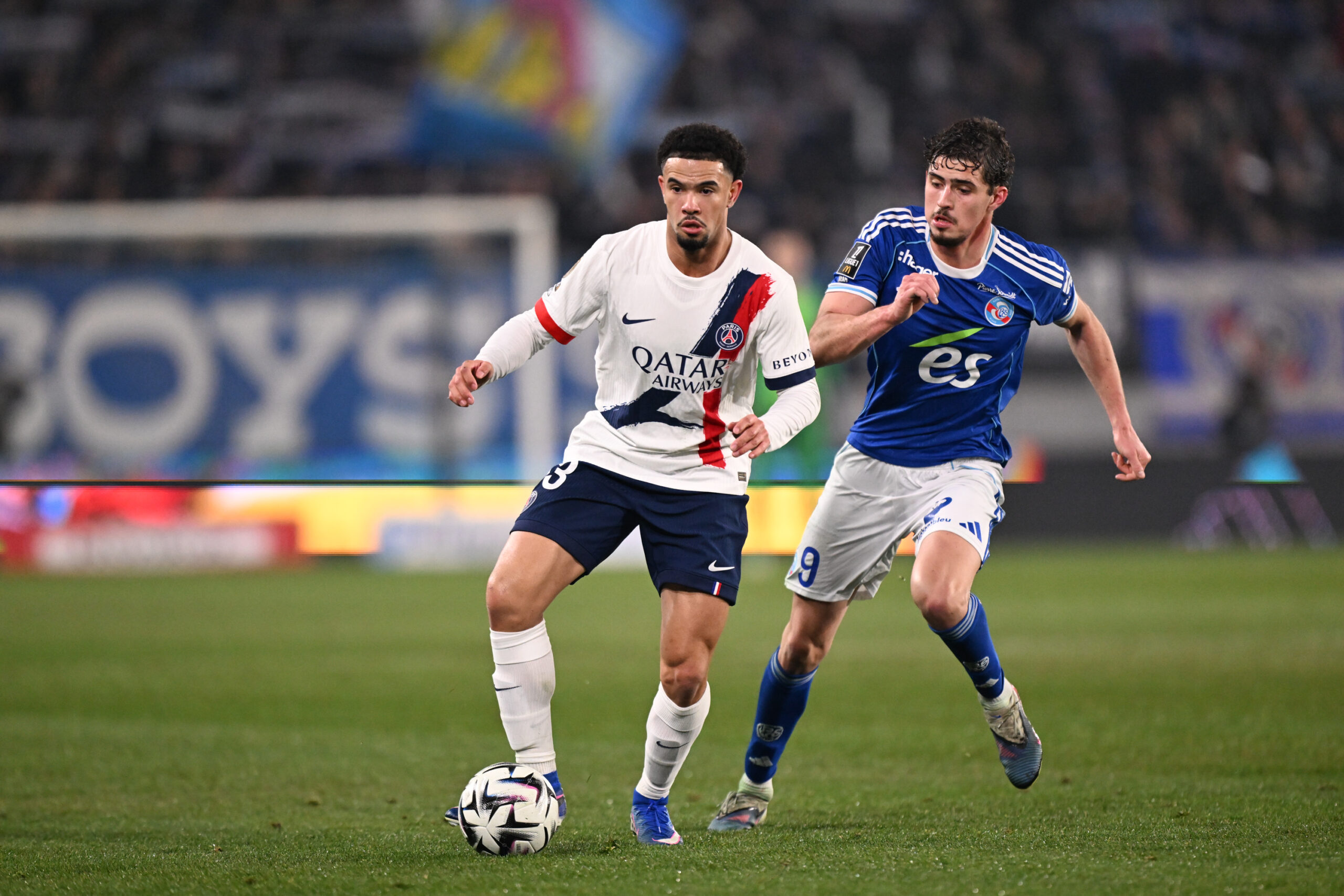 Réduit à dix, le PSG s'impose à Strasbourg pour reprendre les commandes de la Ligue 1