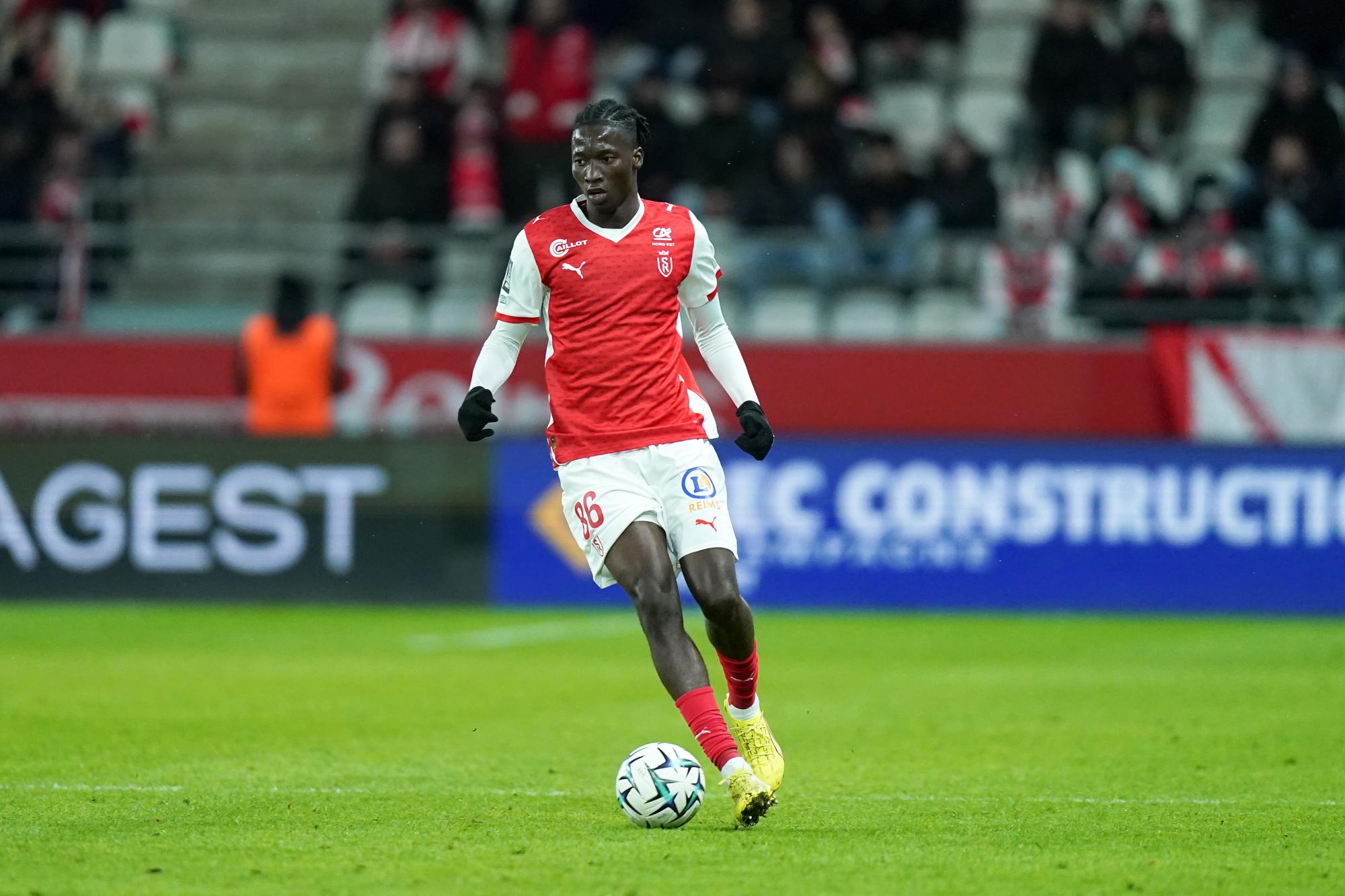 Info mercato So Foot : Patrick Zabi pourrait s'engager à Newcastle... et rester à Reims