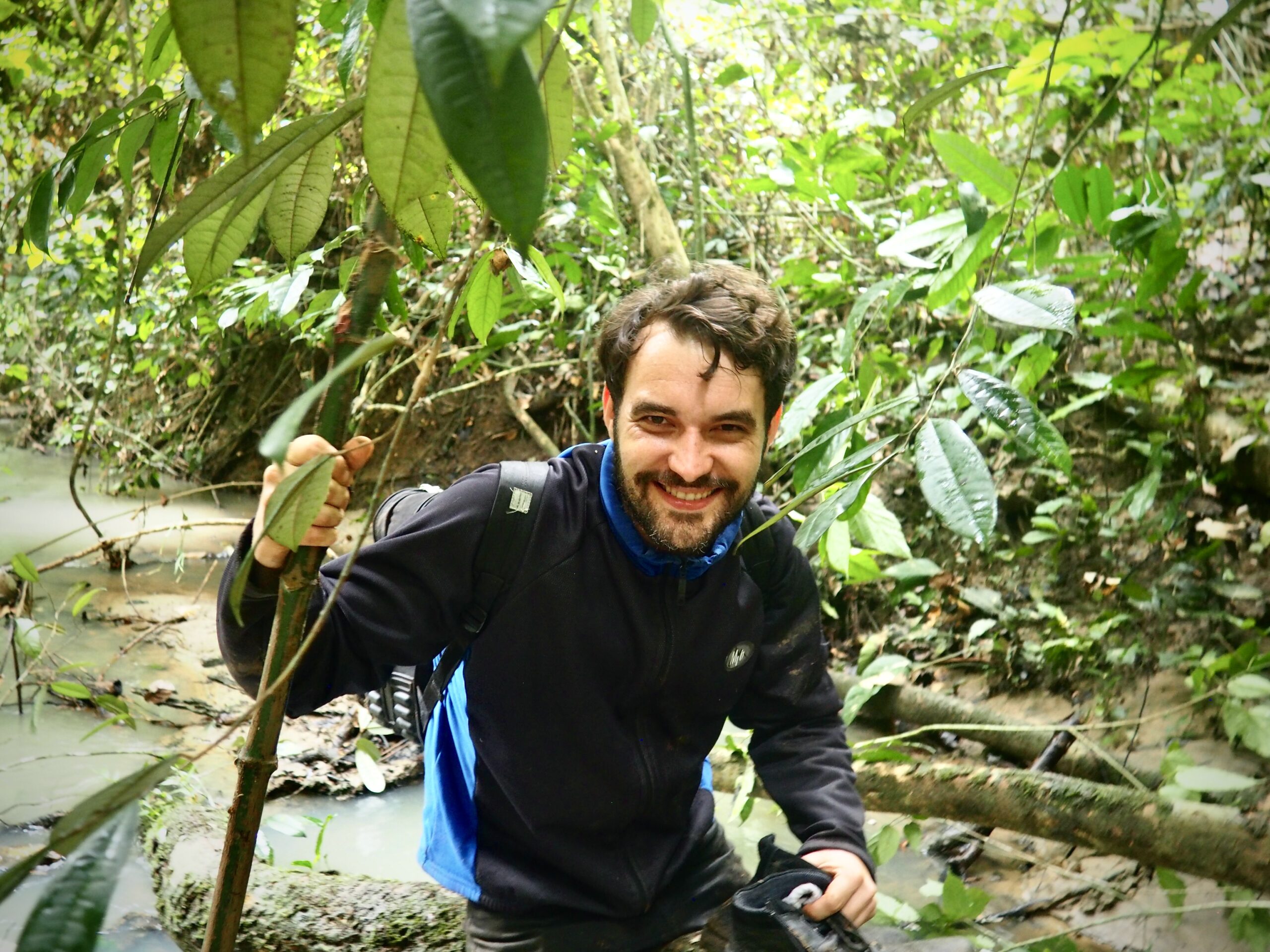 Joyeux anniversaire Christophe Gleizes : reportage sur les meilleurs marabouts de Côte d'Ivoire