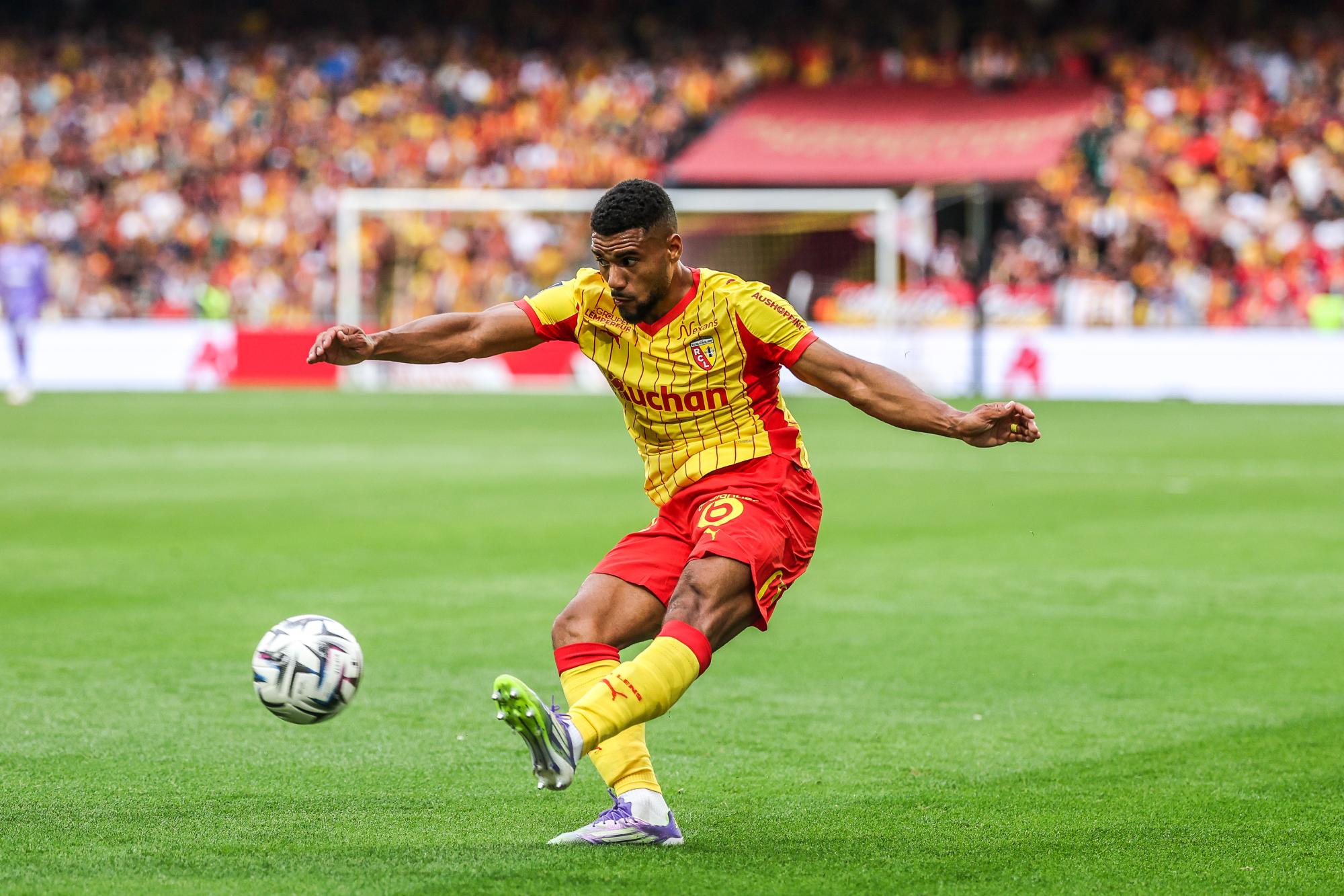 Espérer voir le latéral de Lens Matthieu Udol en équipe de France est un vSu pieux