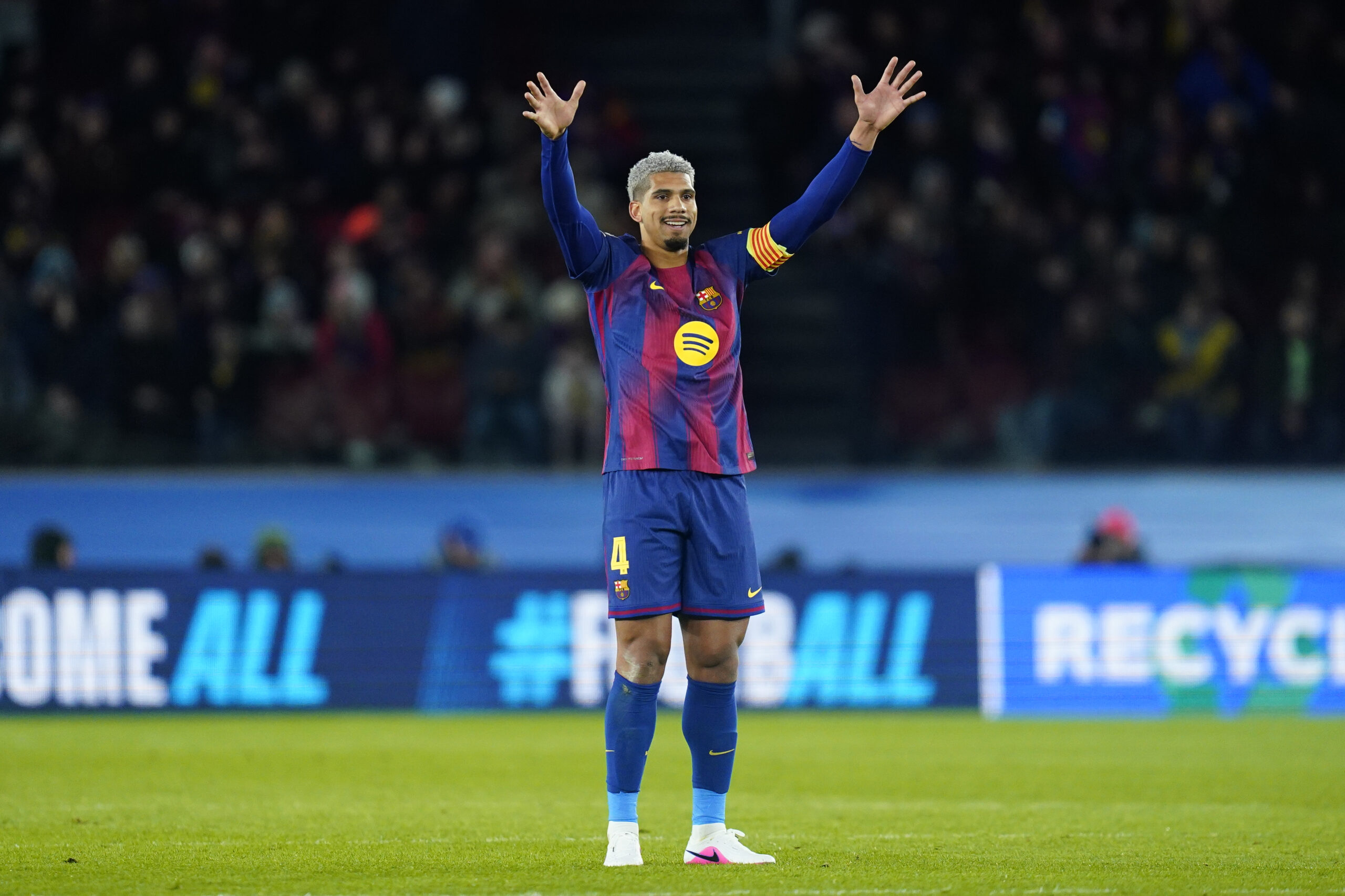 Vainqueur d'Albacete grâce à un but de Ronald Araújo, Barcelone se qualifie pépère pour le dernier carré de la Copa