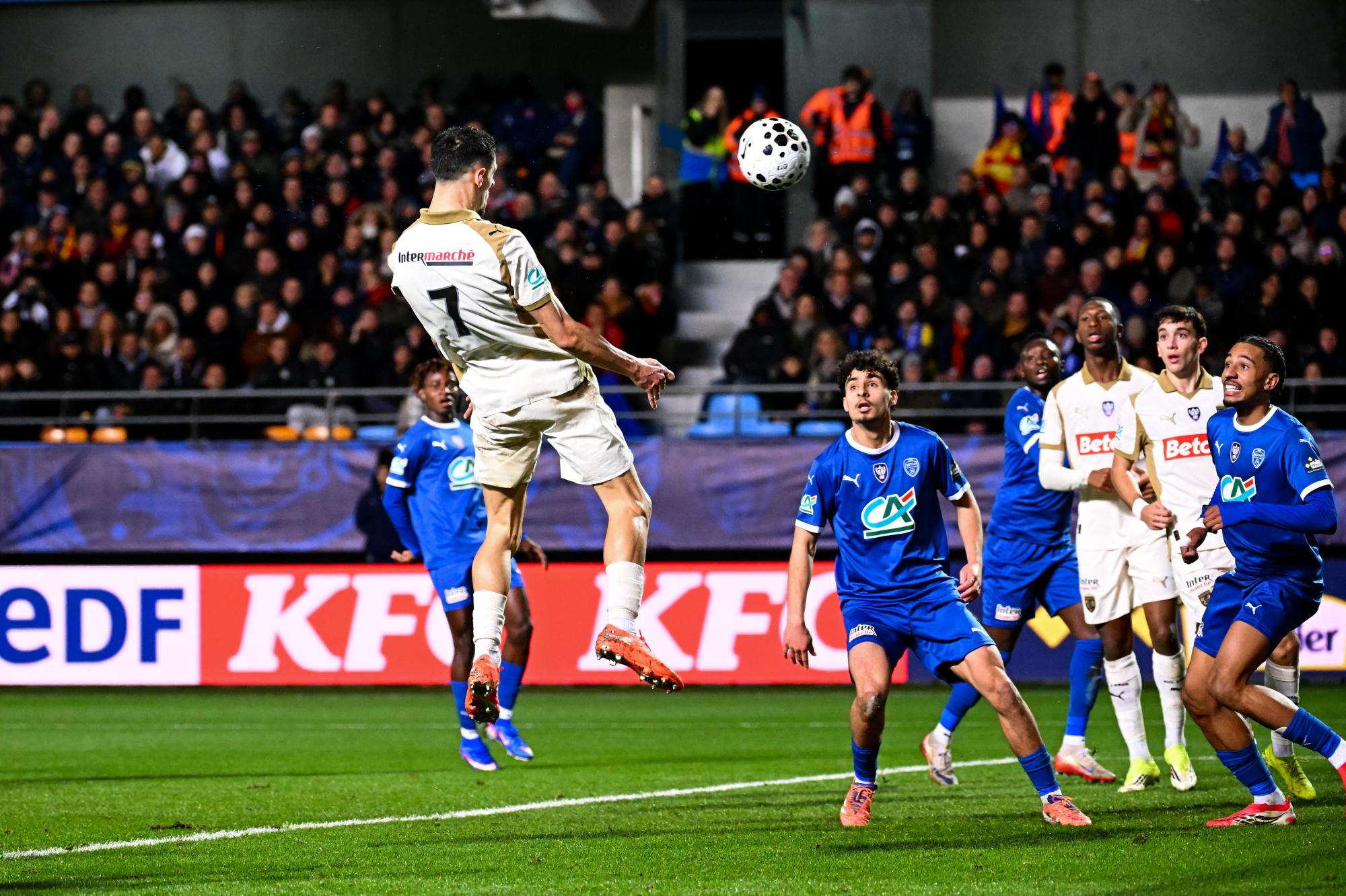 Coupe France : Le RC Lens écoeure l'ESTAC et file en quarts