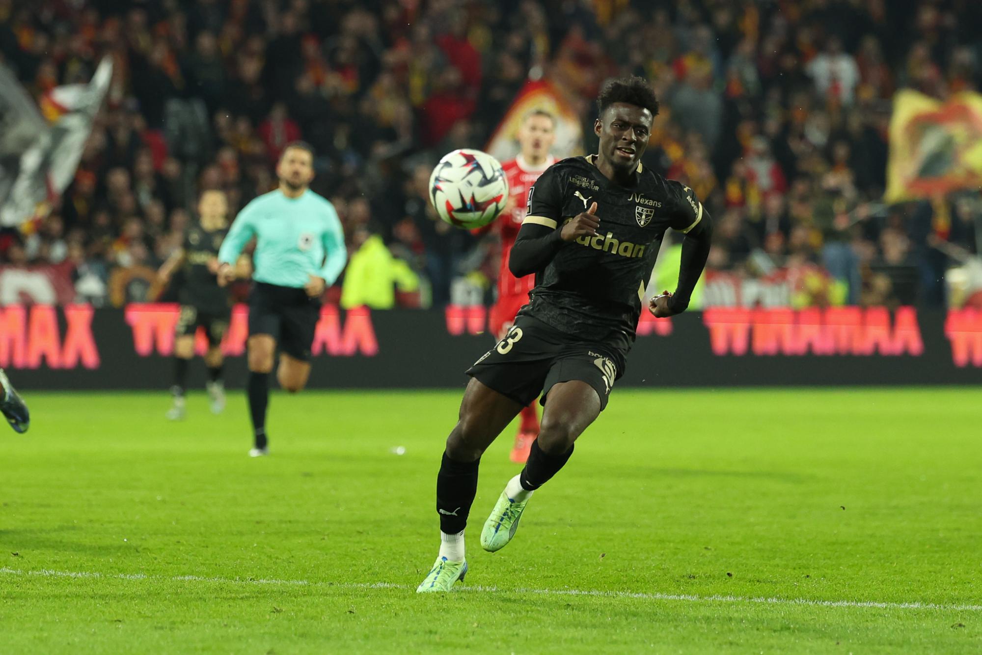 Jhoanner Chávez prêté par Lens au Sparta Prague