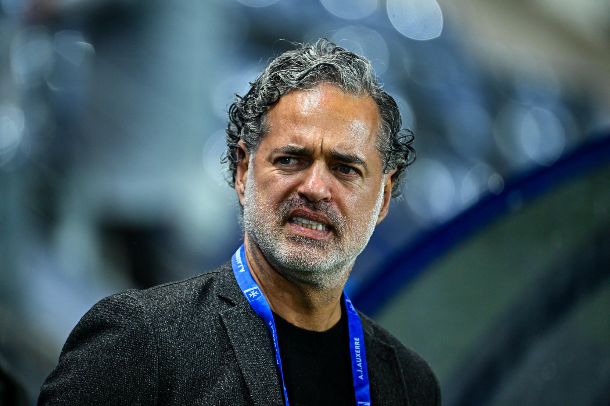 David Wantier défend son travail à l'AJ Auxerre et répond à Guy Roux