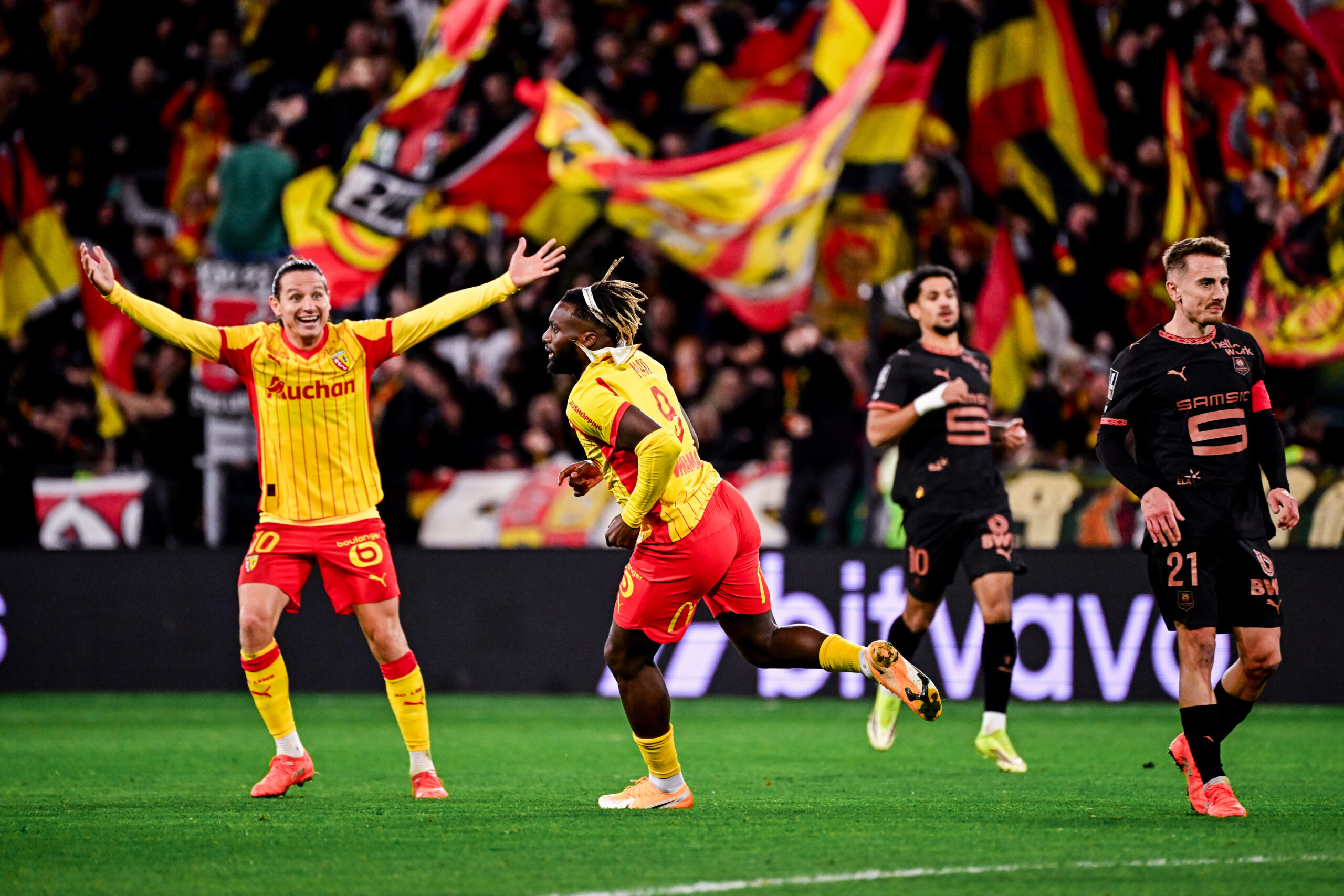 Lens : D'où vient la réputation de « petit con » d'Allan Saint-Maximin ?