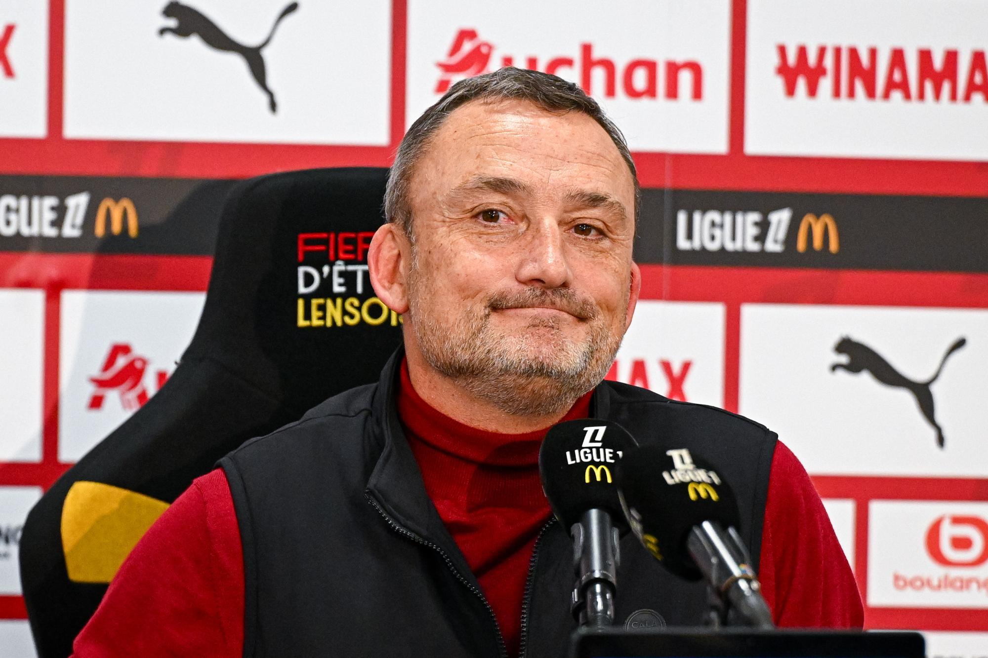 Phénomène rare en Ligue 1 : plusieurs entraîneurs dirigent deux équipes différentes pendant la même saison