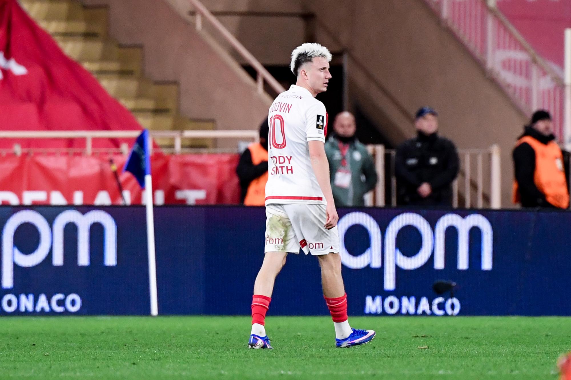 Ligue 1 : Malgré la victoire de Monaco contre Nantes, Sébastien Pocognoli enrage contre le carton rouge d'Aleksandr Golovin