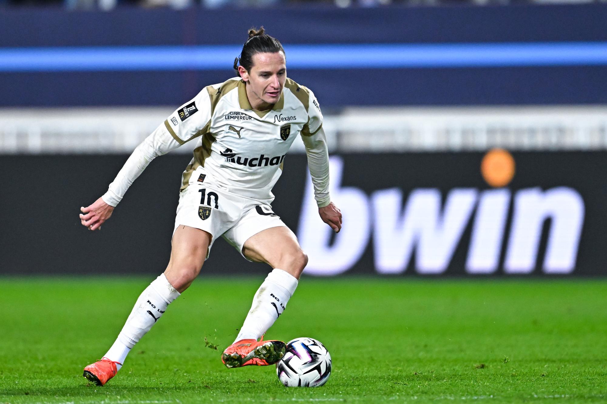 Sondage : le RC Lens va-t-il finir champion de France devant le PSG ?