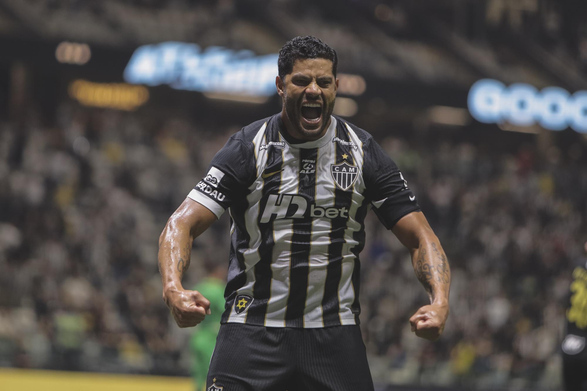 Brésil : Le coup franc stratosphérique de l'incroyable Hulk avec l'Atlético Mineiro