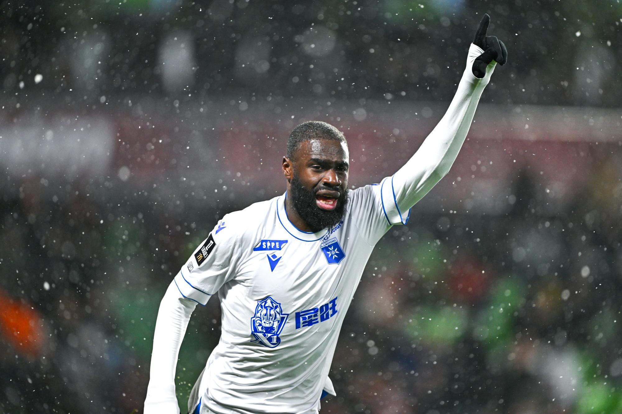 Ligue 1 : Avec son nouveau but inscrit face à Metz, Lassine Sinayoko fait mieux que Erling Haaland dans l'implication directe des buts de son équipe