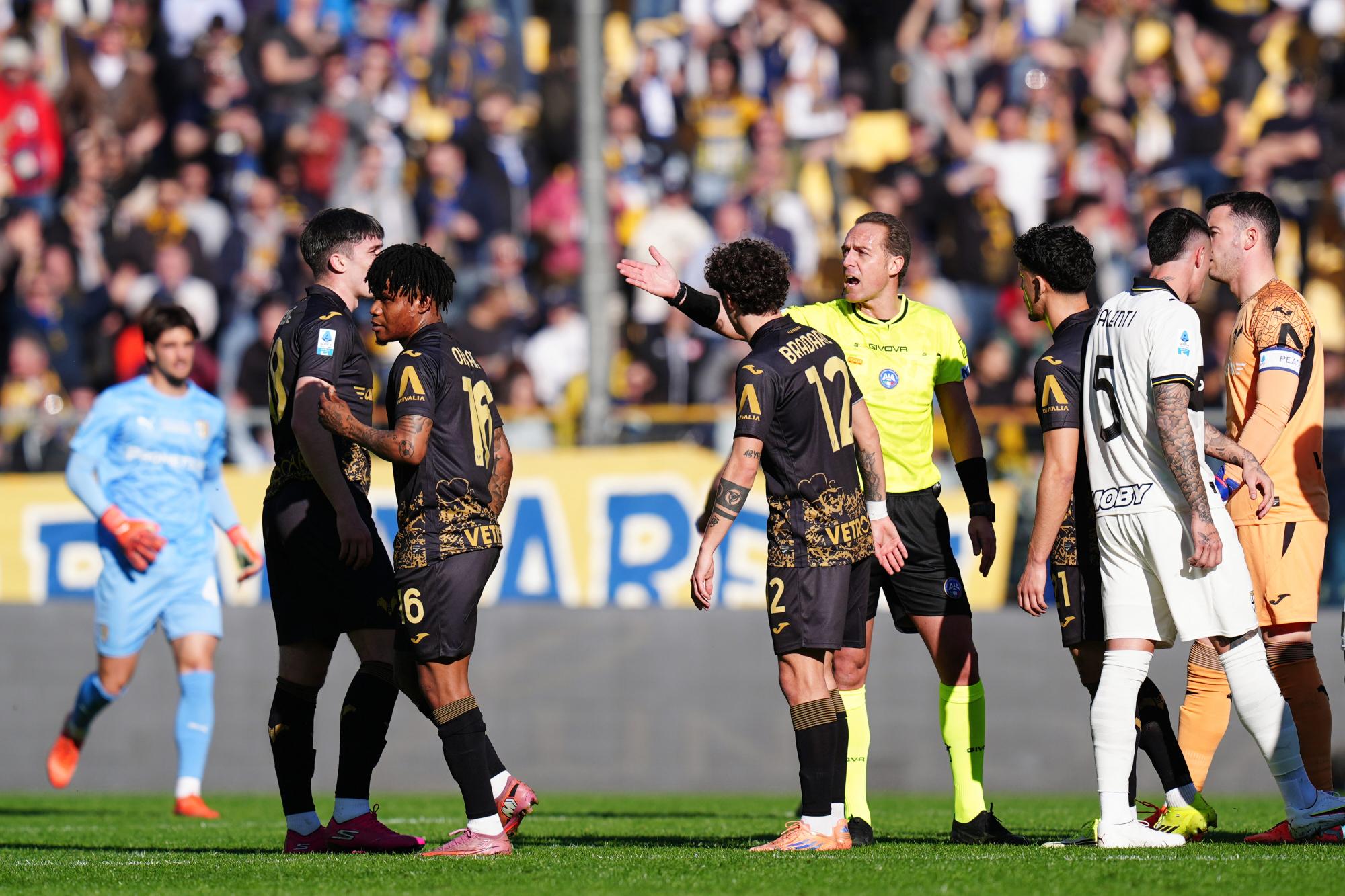 Hellas-Parme ; Inter-Juventus : L'arbitrage italien vivement critiqué ce week-end