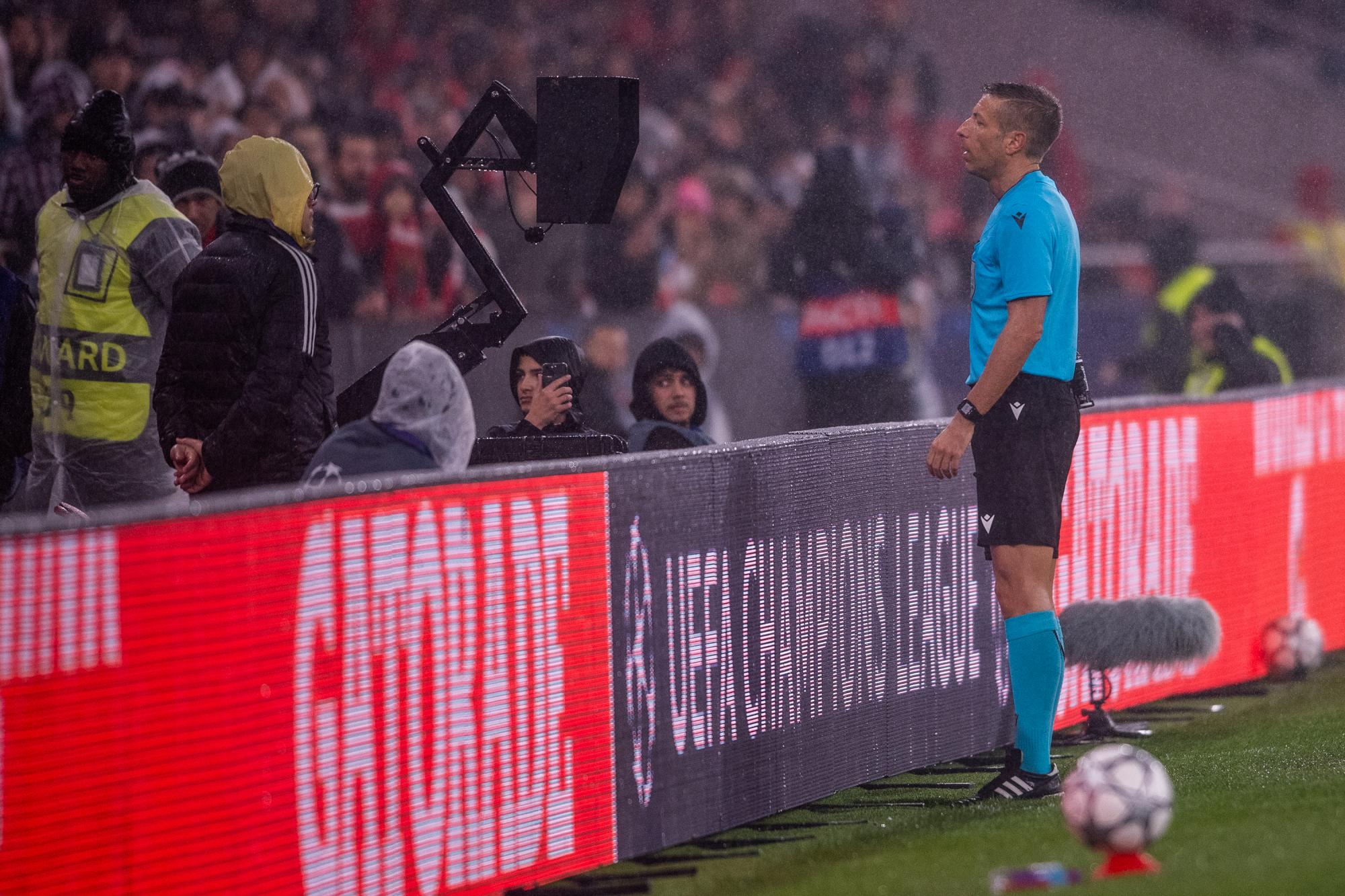 L'UEFA réexplique ses consignes aux arbitres