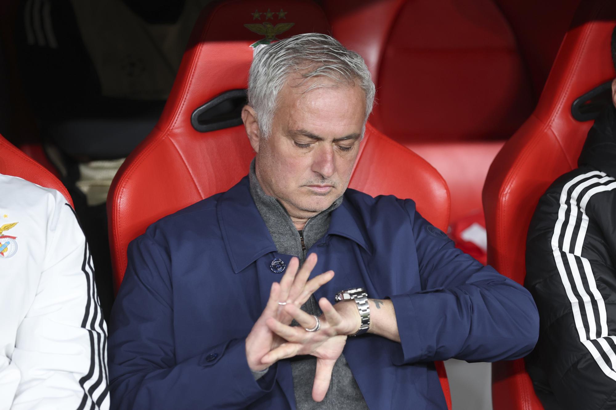 José Mourinho privé de retrouvailles avec le Bernabéu après son carton rouge