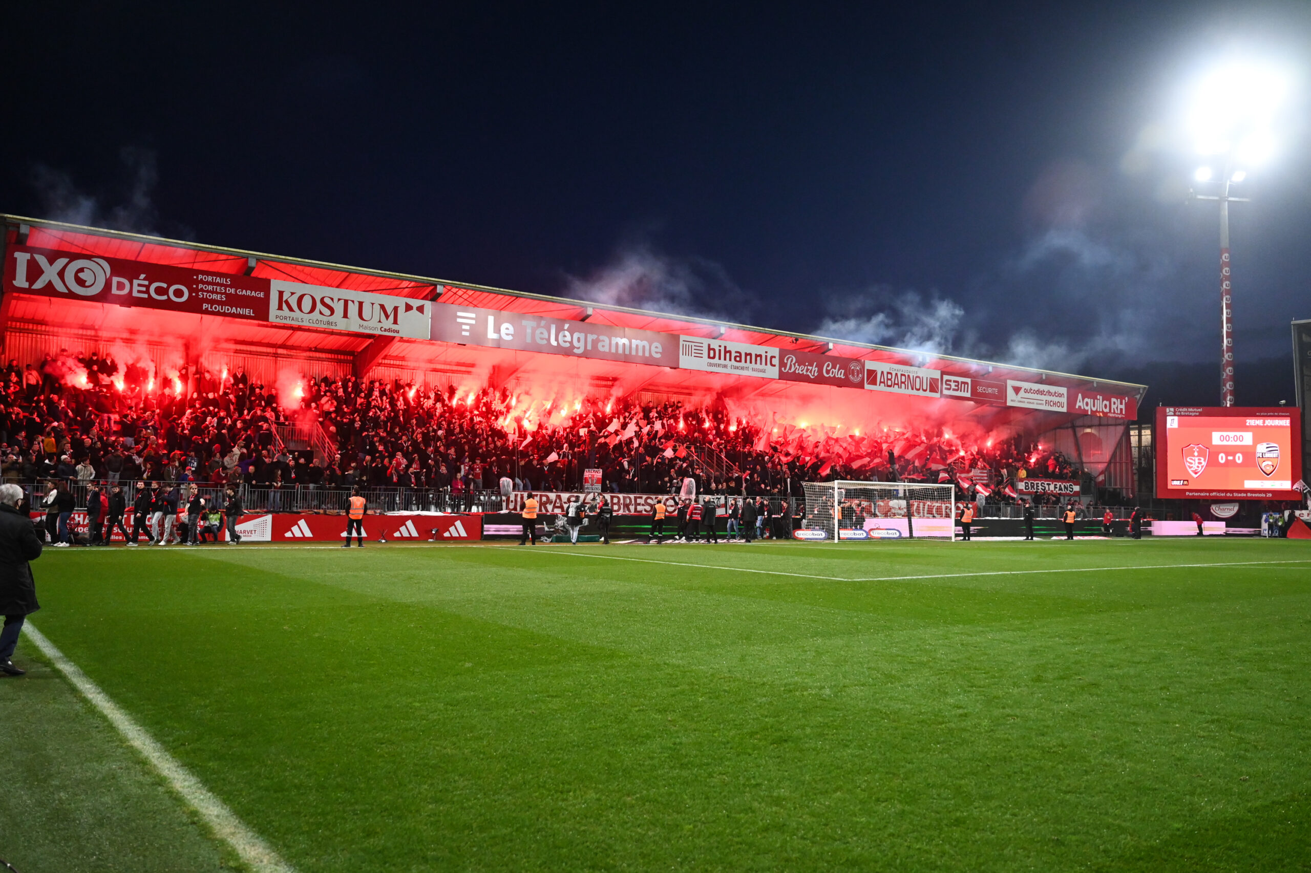 Ligue 1 : Les ultras de Brest sanctionnés par la commission de discipline contre l'OM