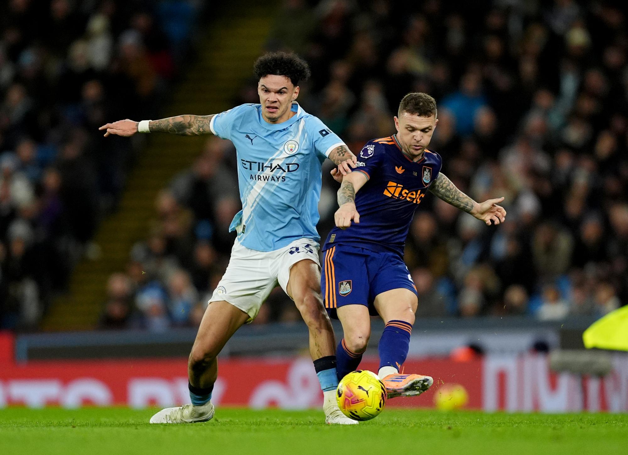 Manchester City s'impose face à Newcastle et revient à deux points d'Arsenal