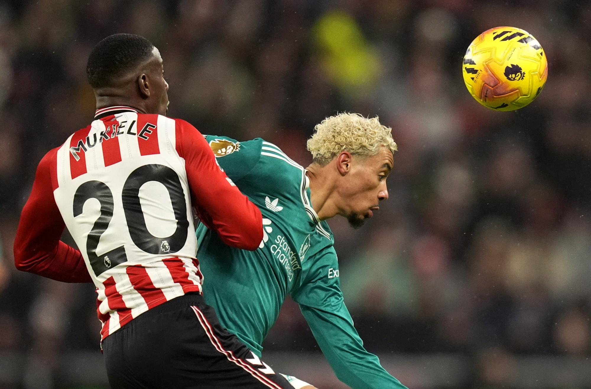 Nordi Mukiele sort sur blessure lors de Sunderland-Fulham