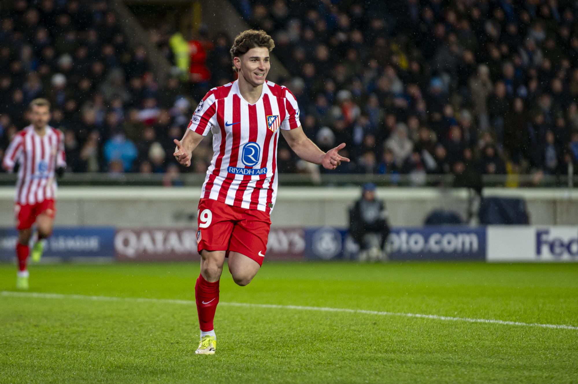 Atlético : Julián Álvarez a-t-il vraiment besoin d'aller au FC Barcelone pour être ce qu'il est déjà ?