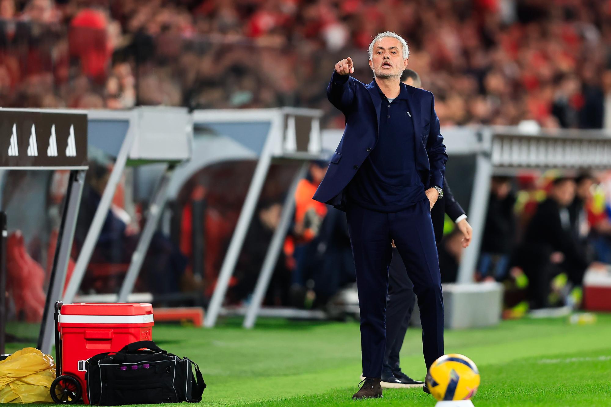 La curieuse soirée de José Mourinho à Madrid