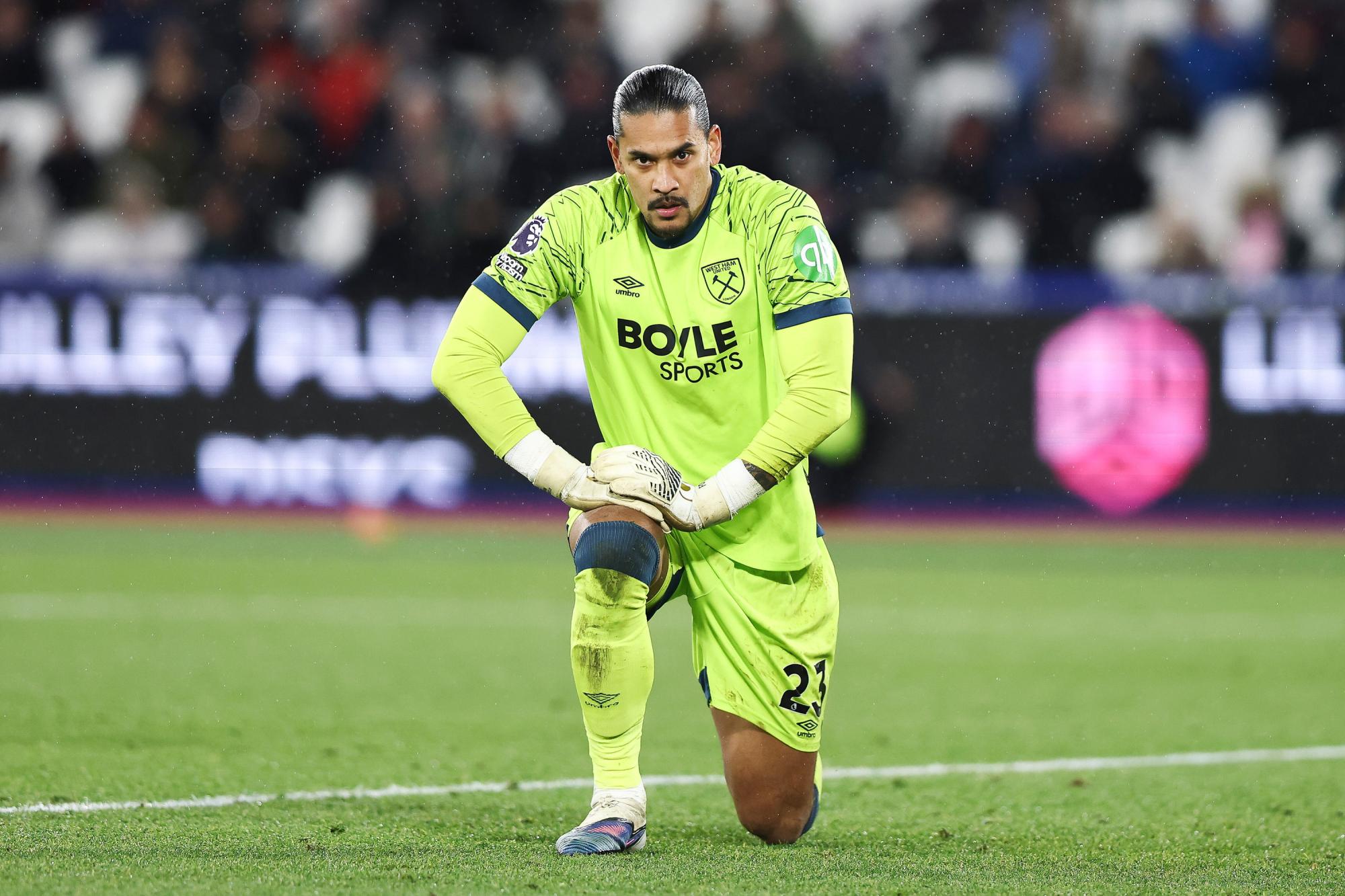 West Ham : Quand Alphonse Areola joue les DJ et enflamme un bar de Londres