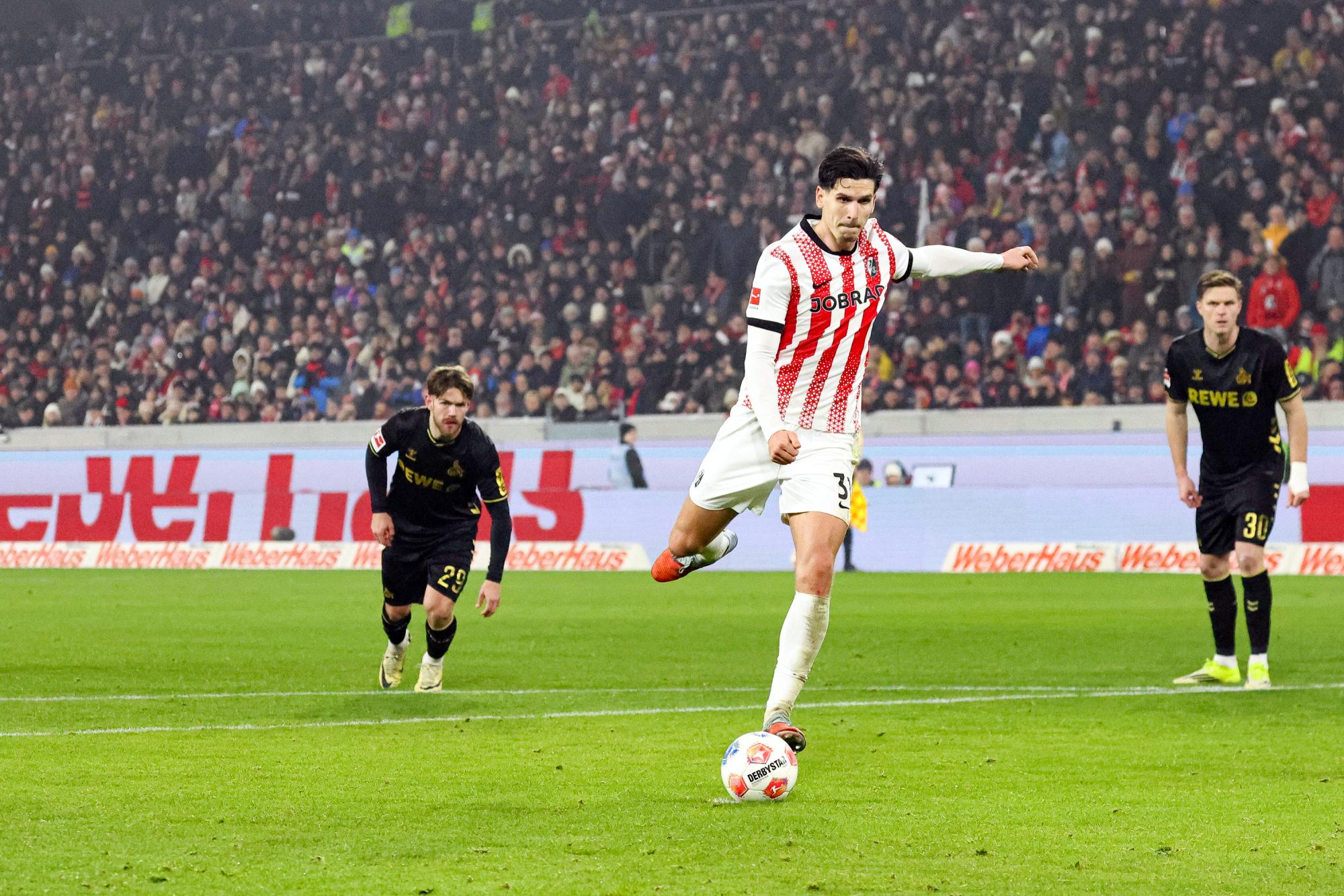 Un joueur de Fribourg se fait engueuler sur Instagram parce qu'il est nul dans Football Manager