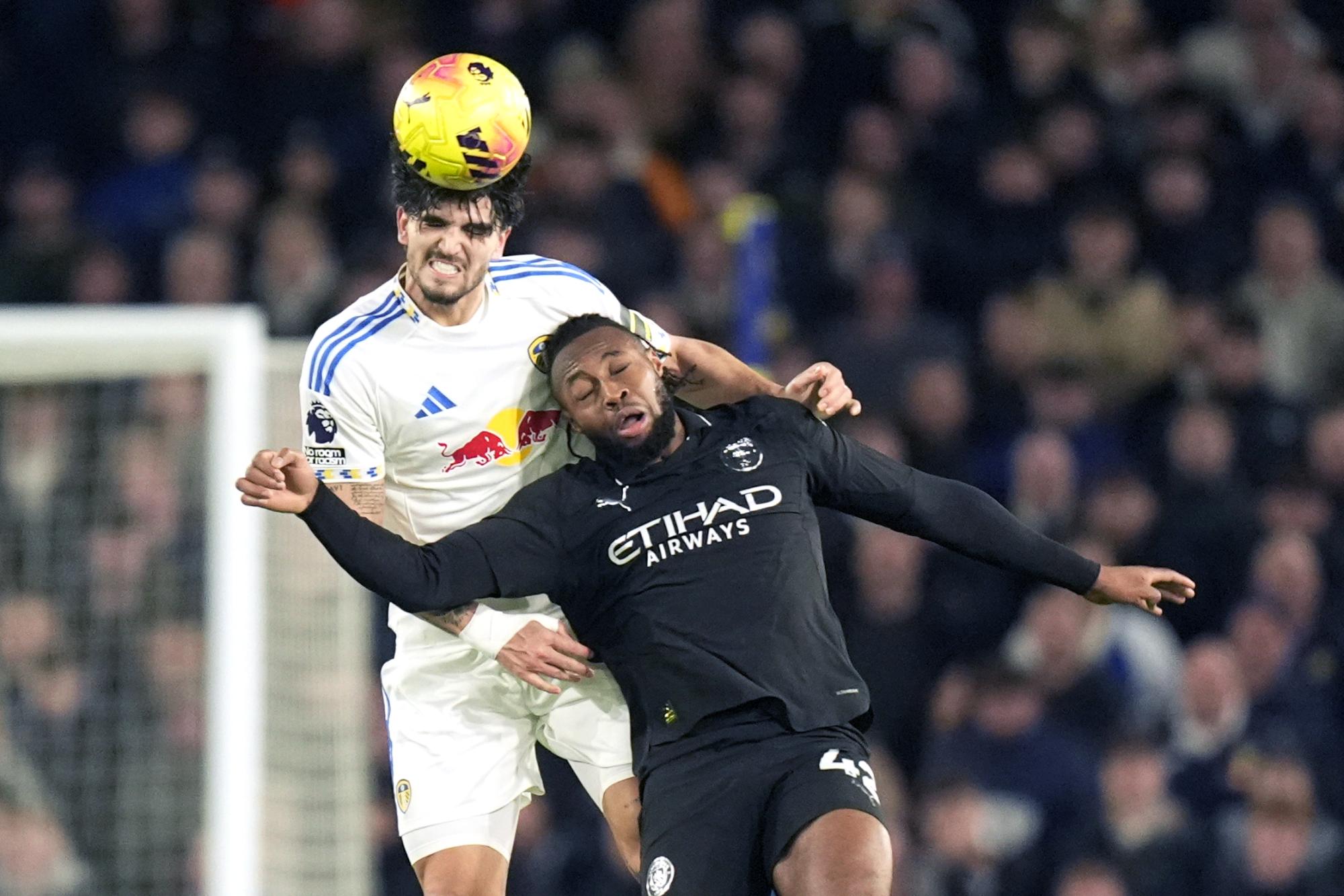Les fans de Leeds ont hué la pause de rupture du jeûne du ramadan