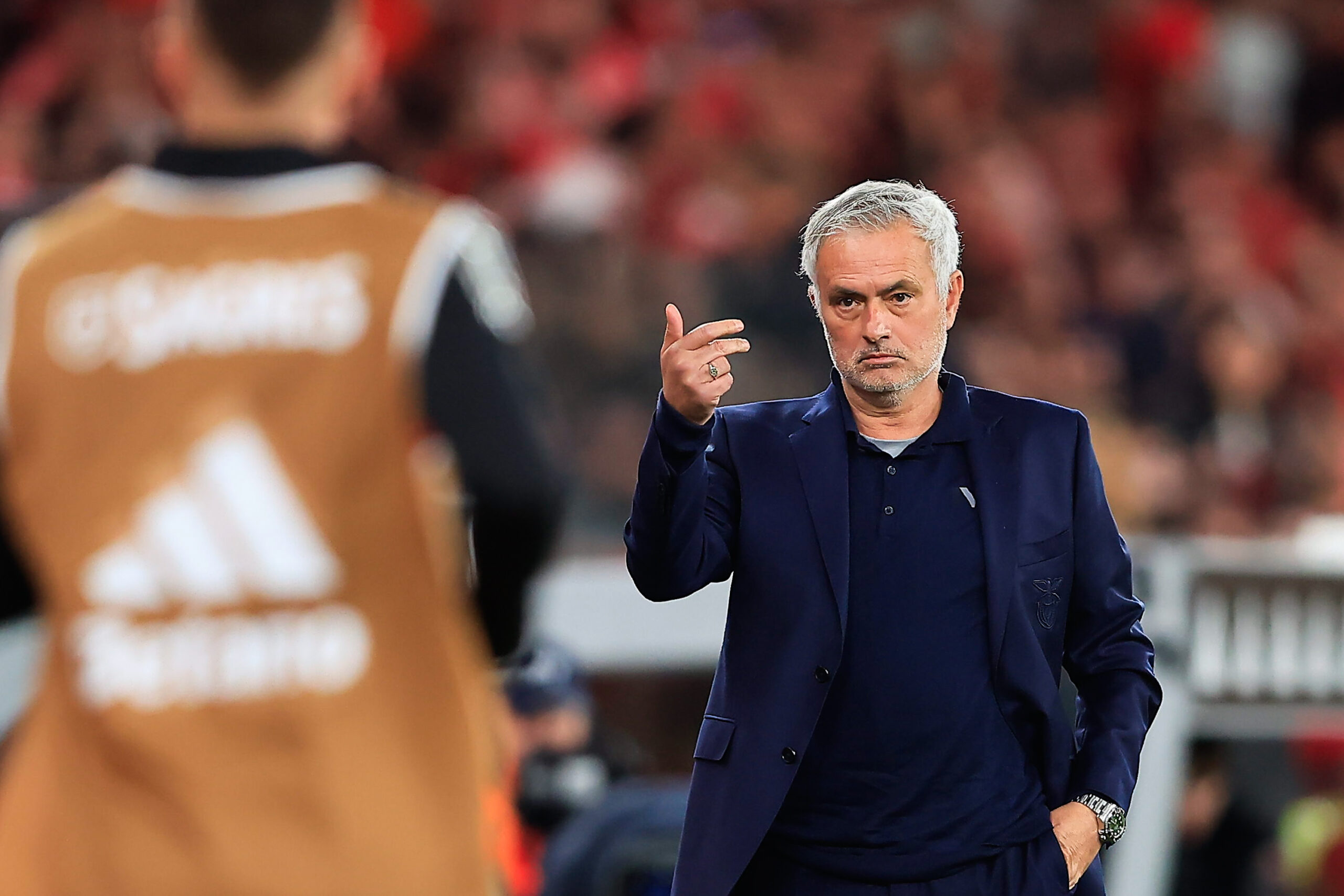José Mourinho prend la parole sur l'affaire Prestianni : « s'il est effectivement coupable, c'est terminé entre nous »